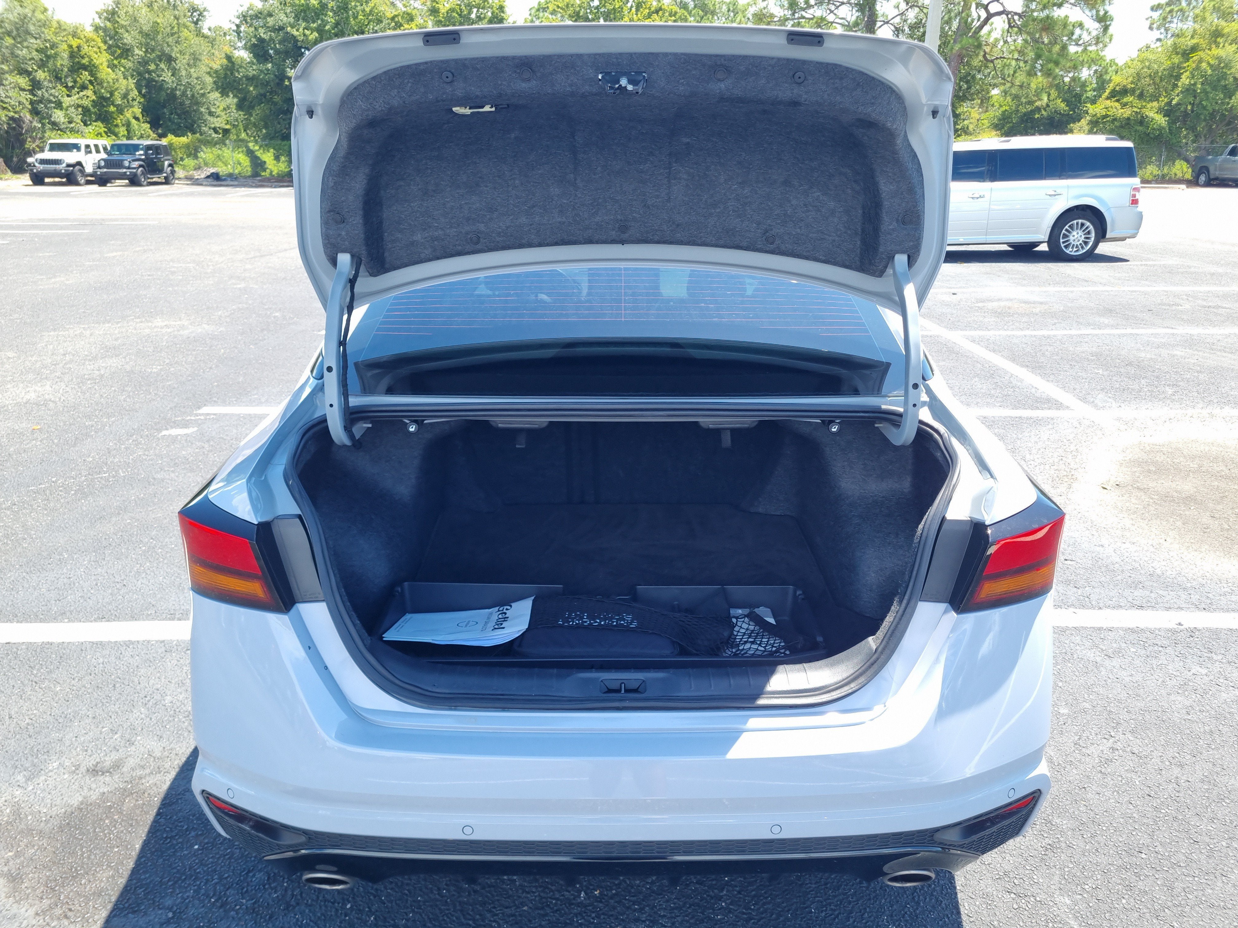 2024 Nissan Altima 2.5 SR