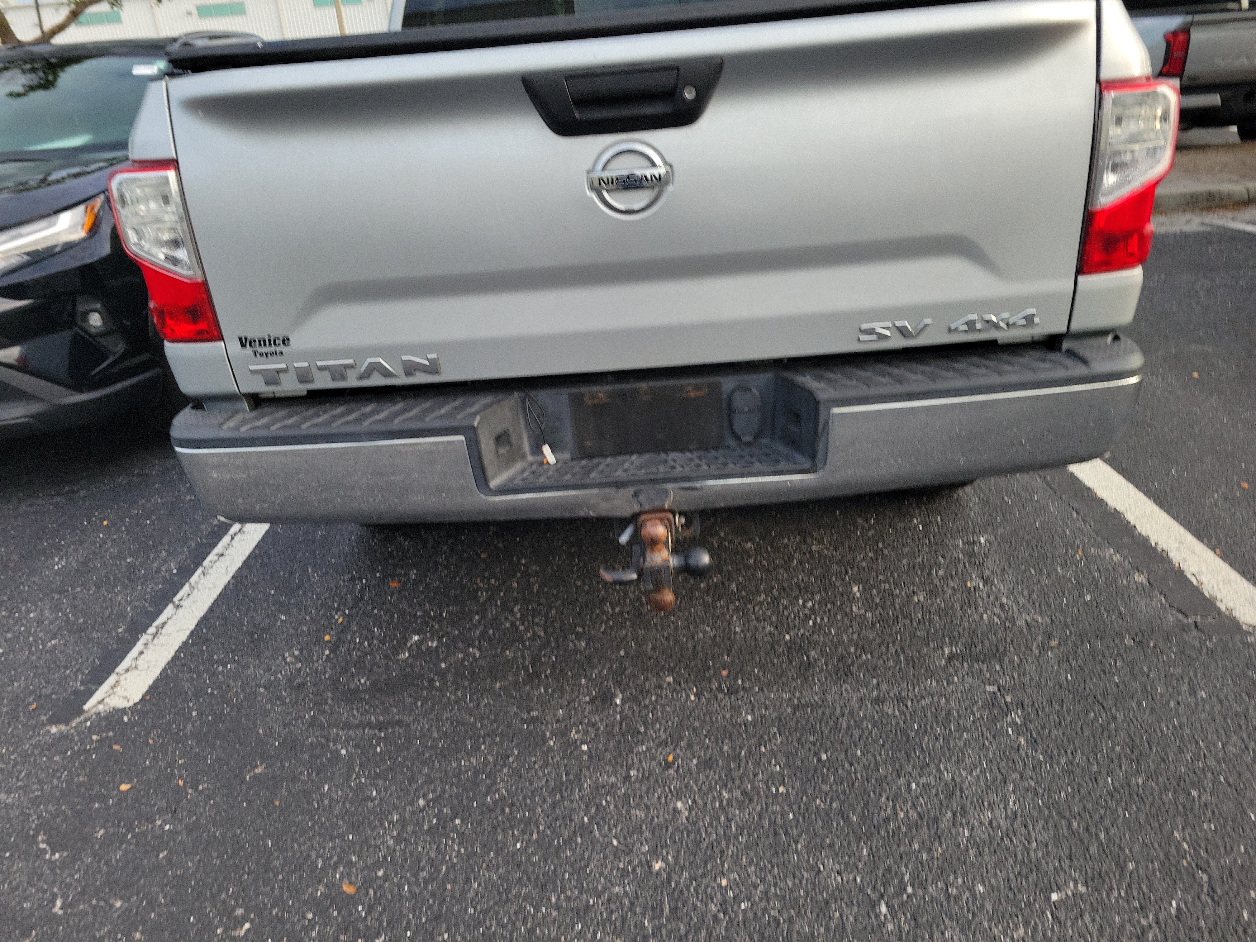 2017 Nissan Titan SV
