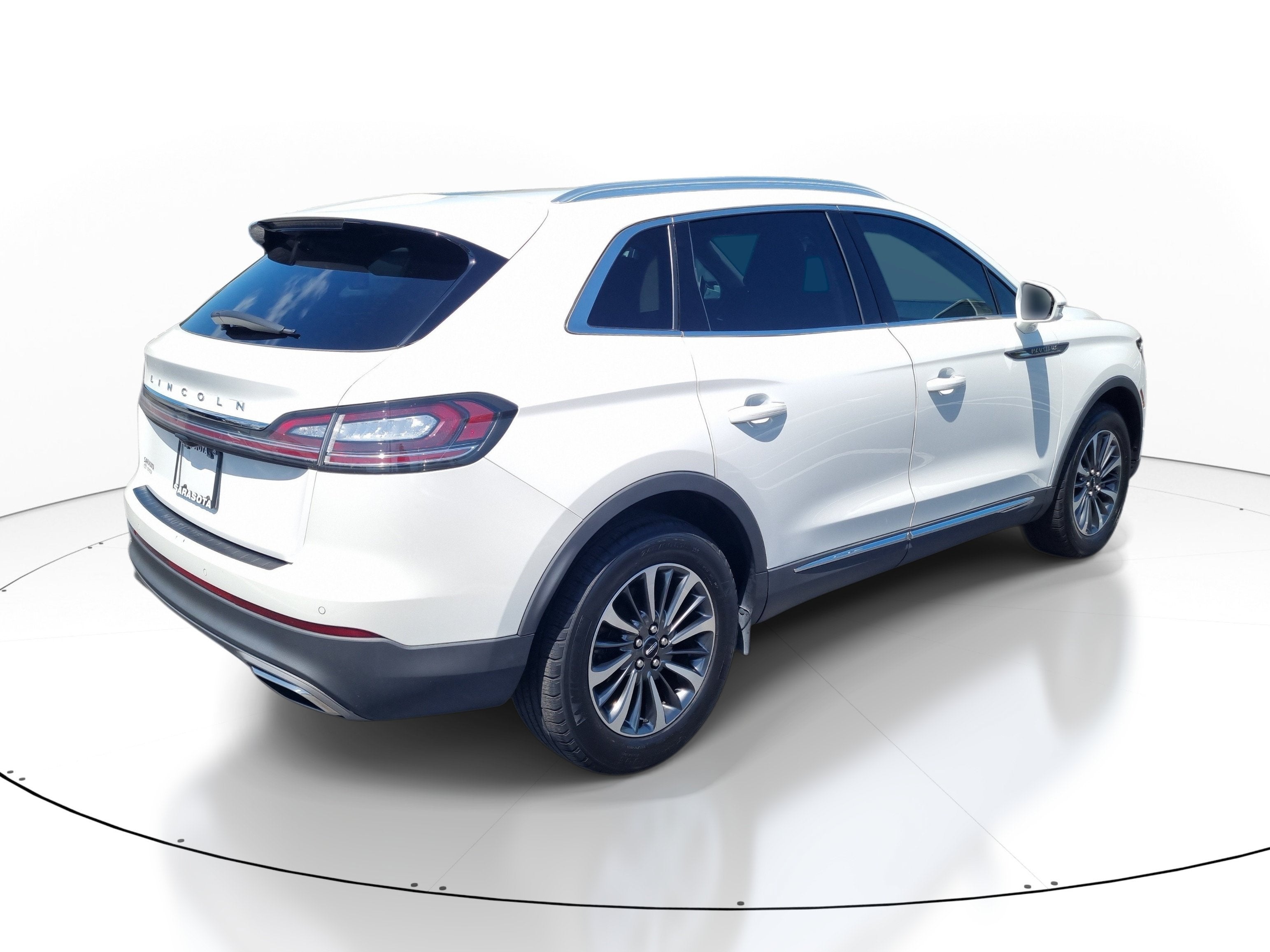 2023 Lincoln Nautilus Standard