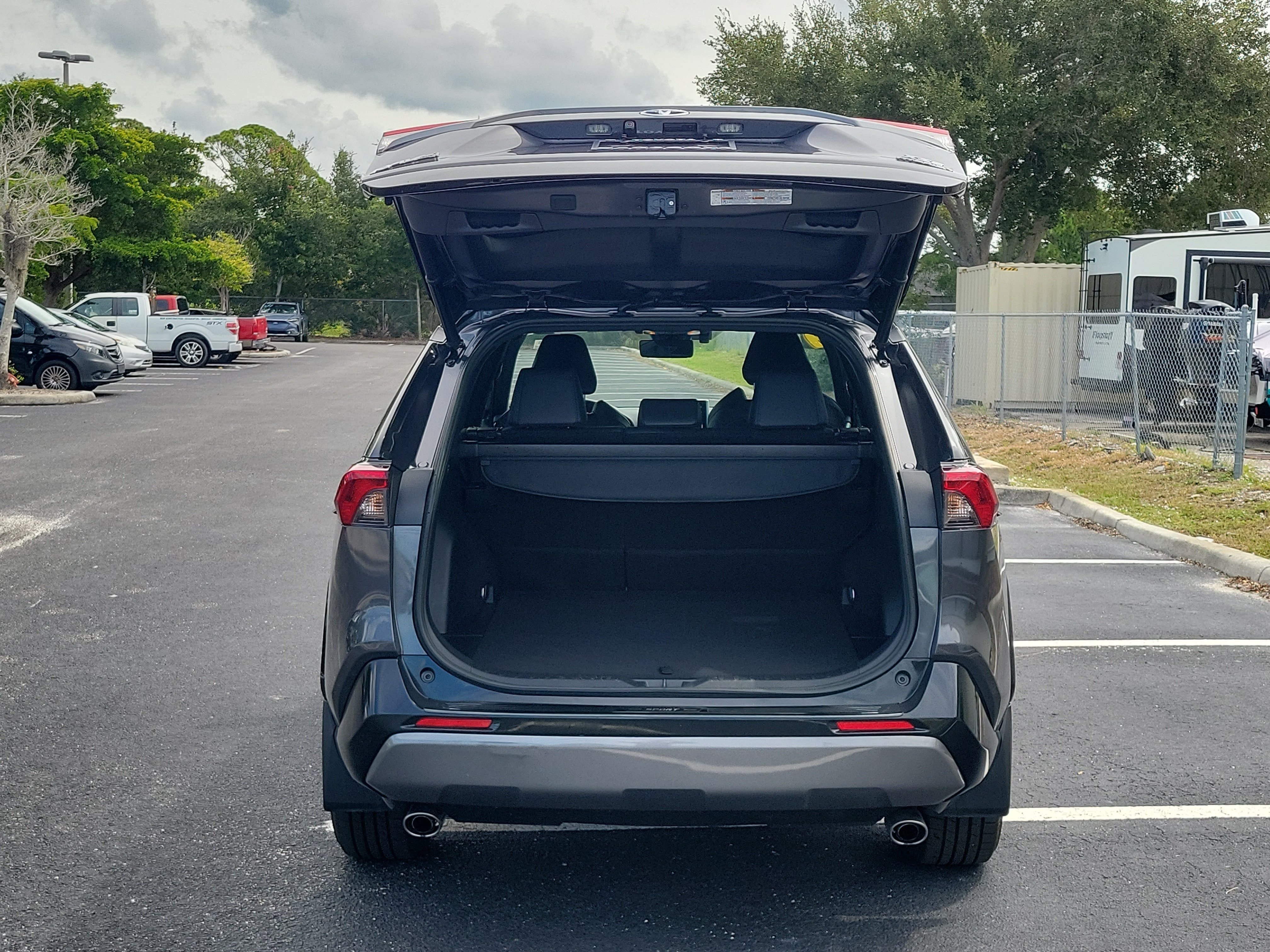 2019 Toyota RAV4 Hybrid XSE