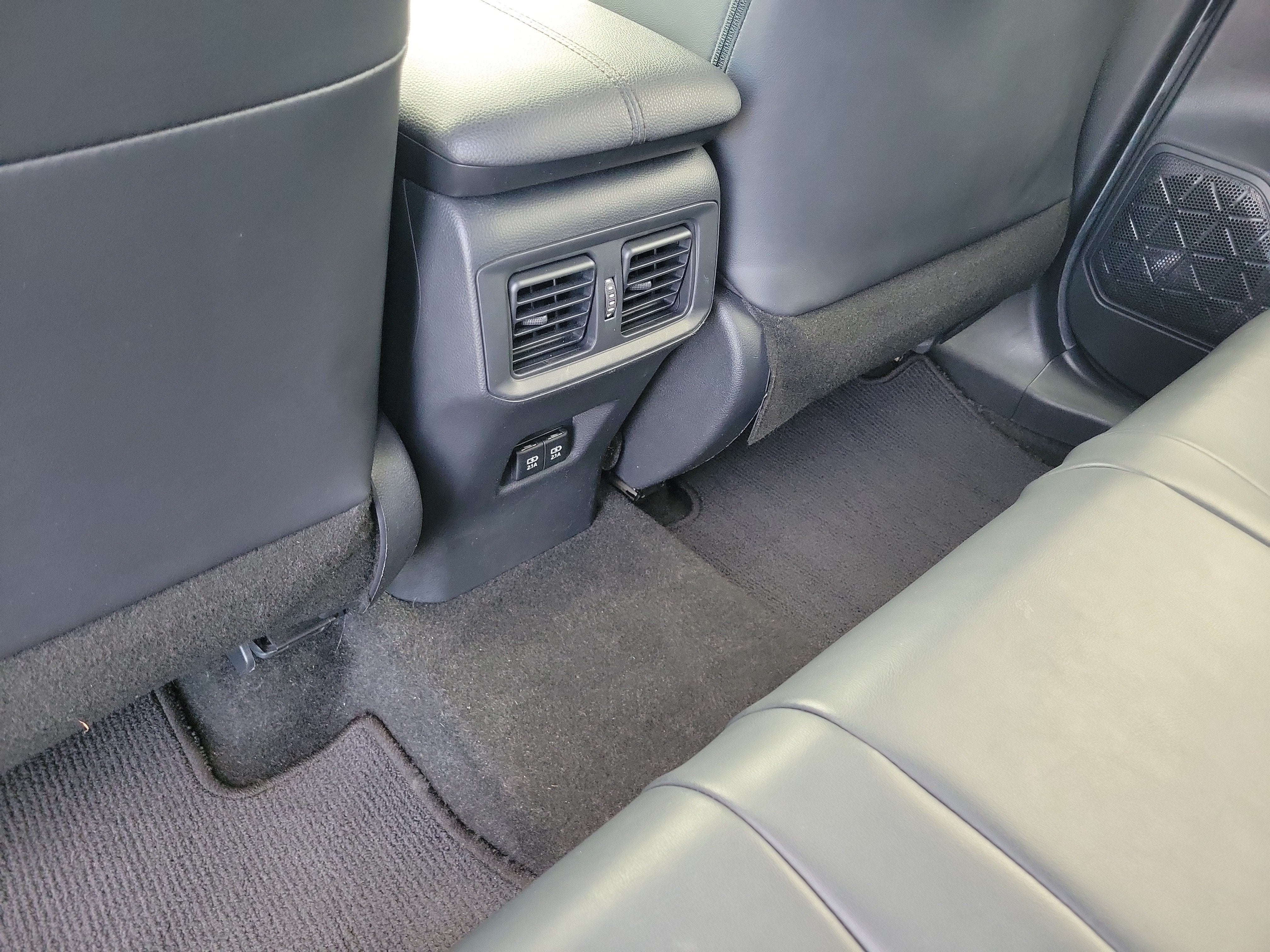 2019 Toyota RAV4 Hybrid XSE