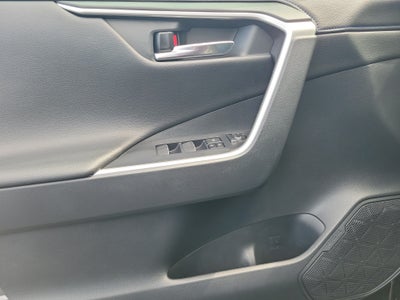 2019 Toyota RAV4 Hybrid XSE