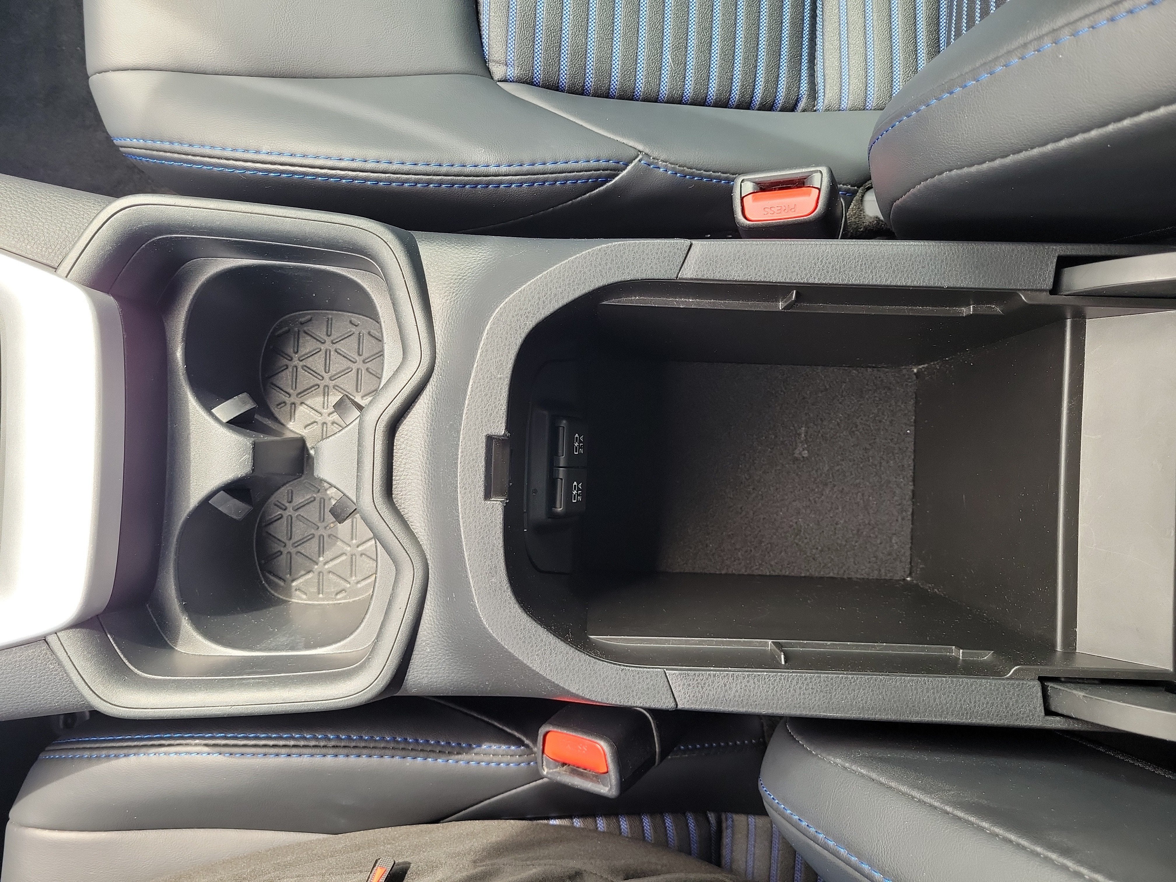 2019 Toyota RAV4 Hybrid XSE