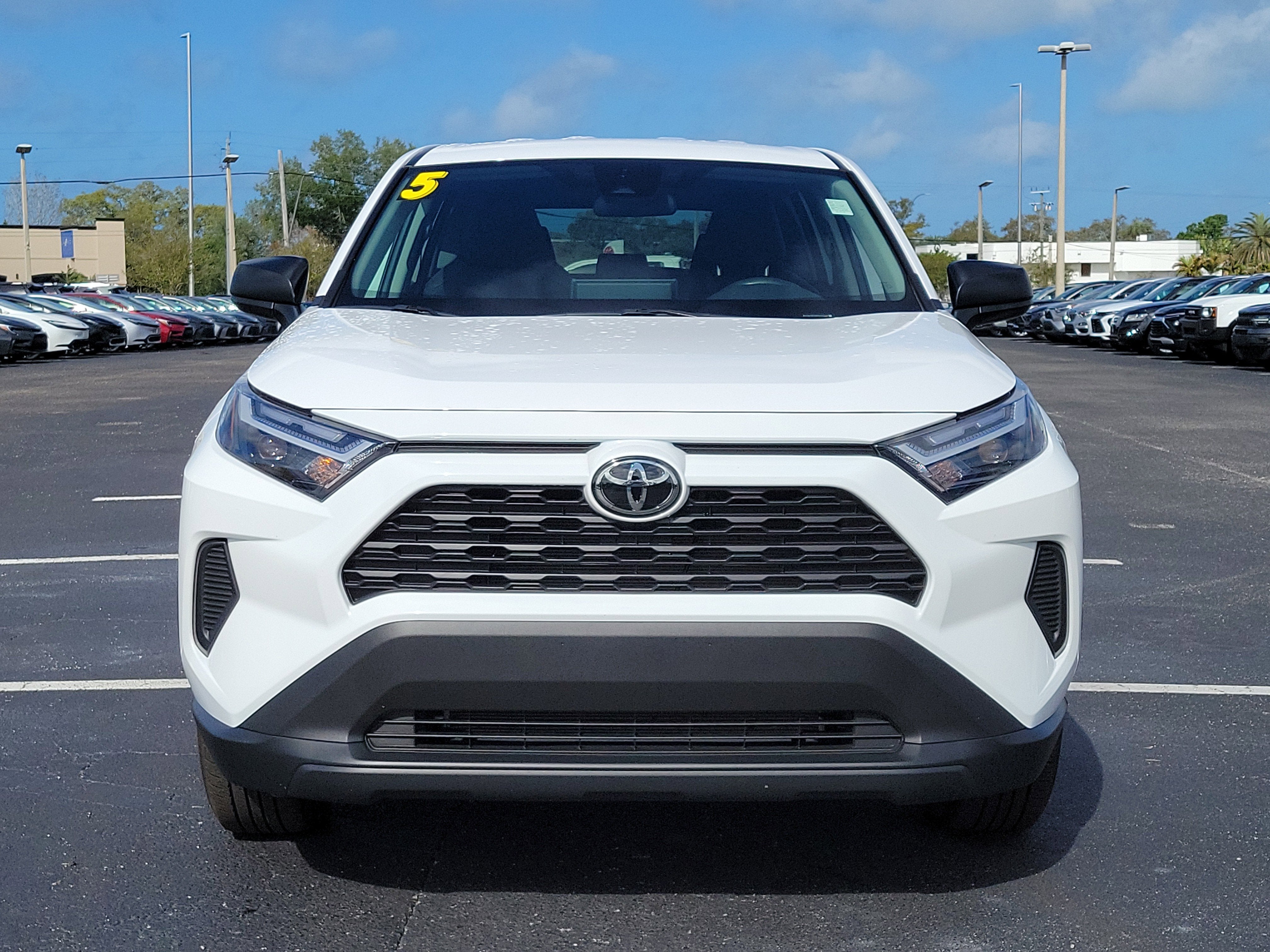 2025 Toyota RAV4 LE