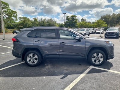 2024 Toyota RAV4 XLE