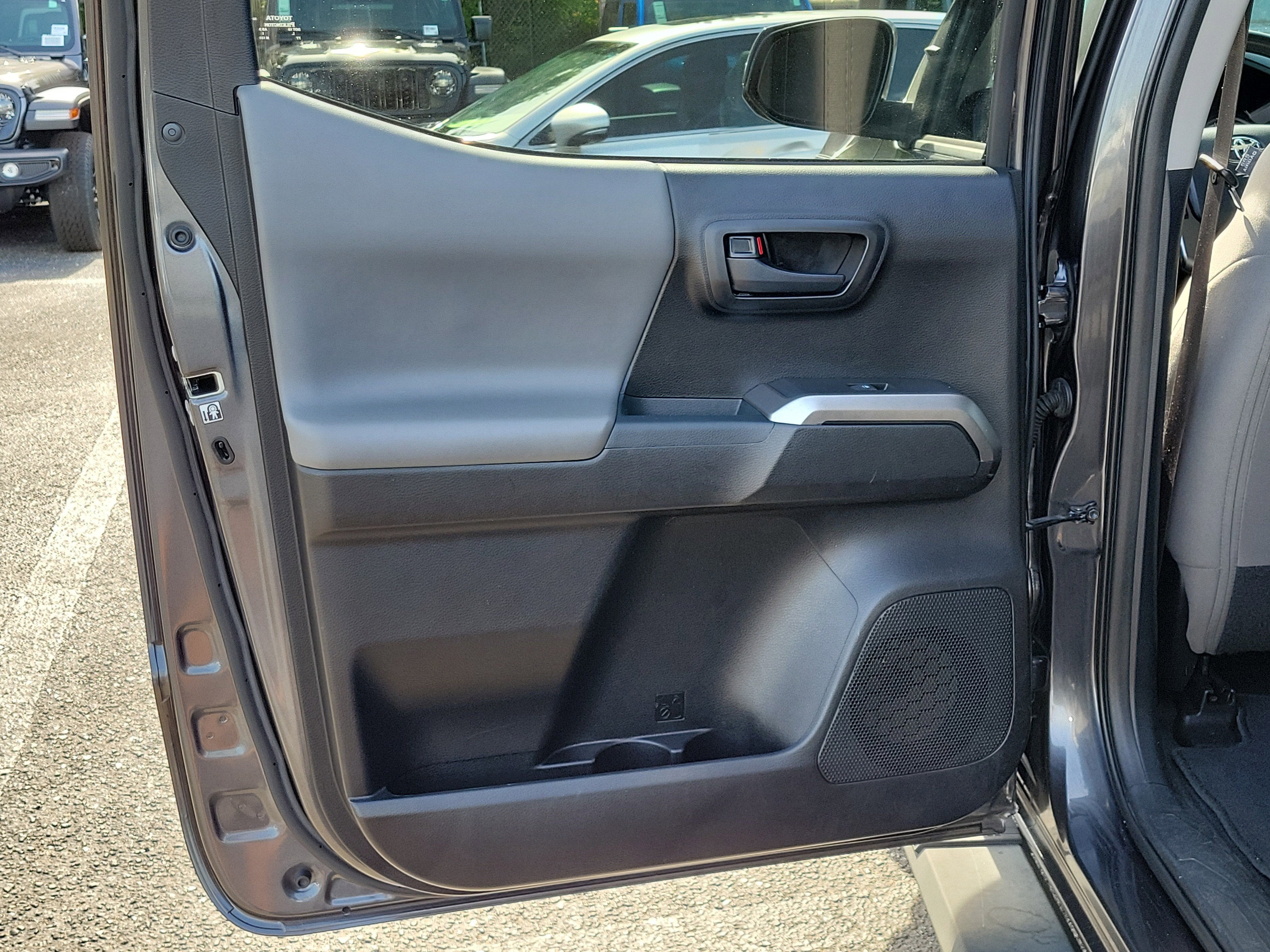 2018 Toyota Tacoma SR5
