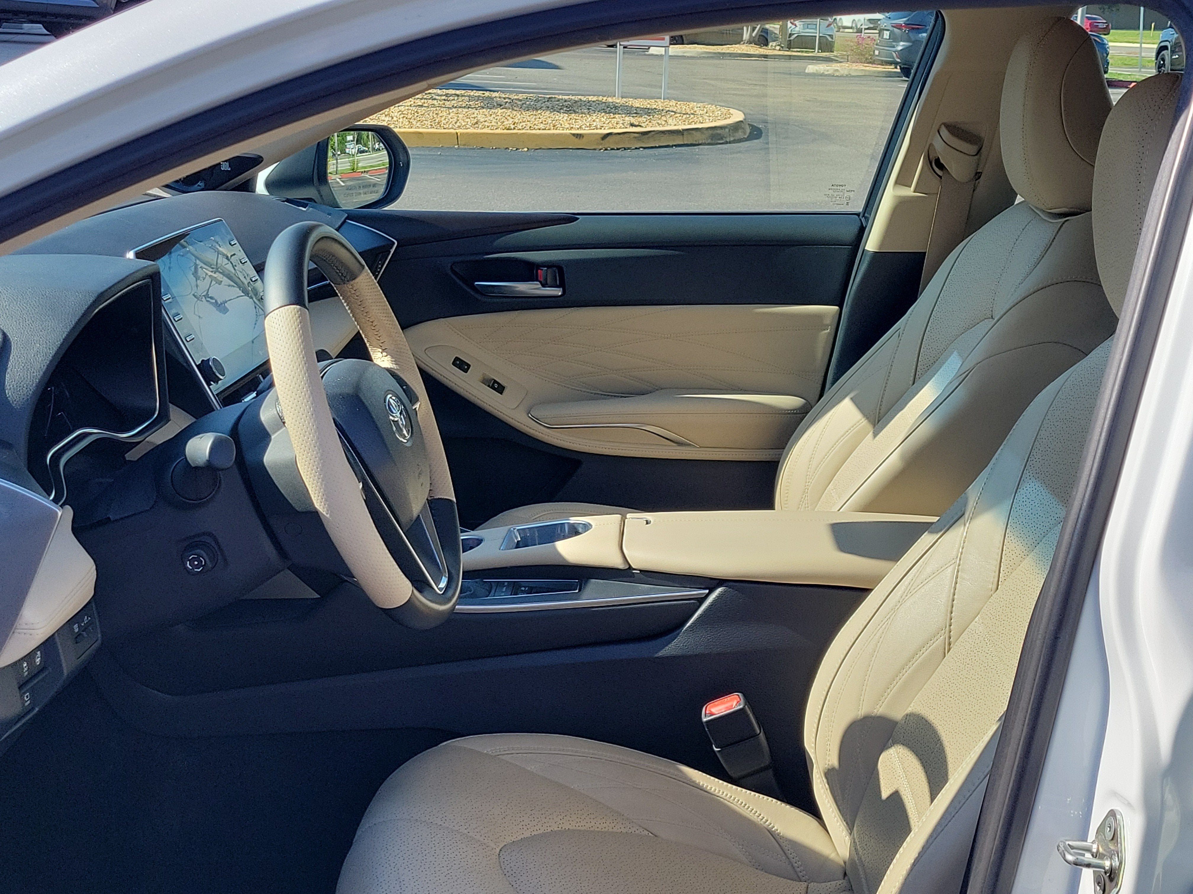 2019 Toyota Avalon Hybrid Limited