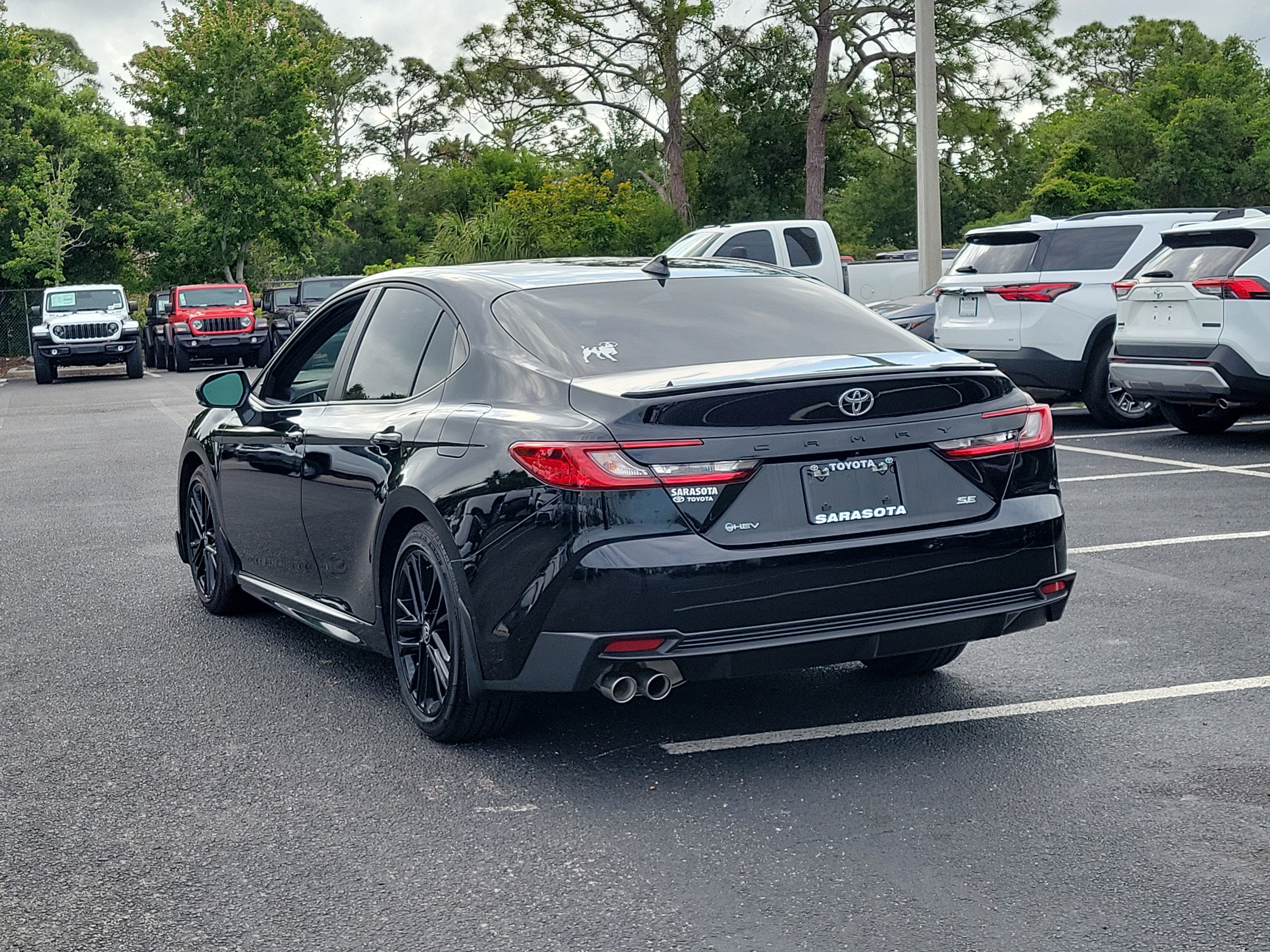 2025 Toyota Camry SE