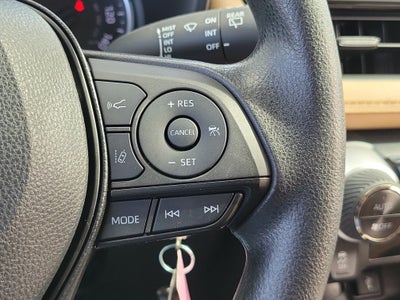 2022 Toyota RAV4 Hybrid LE