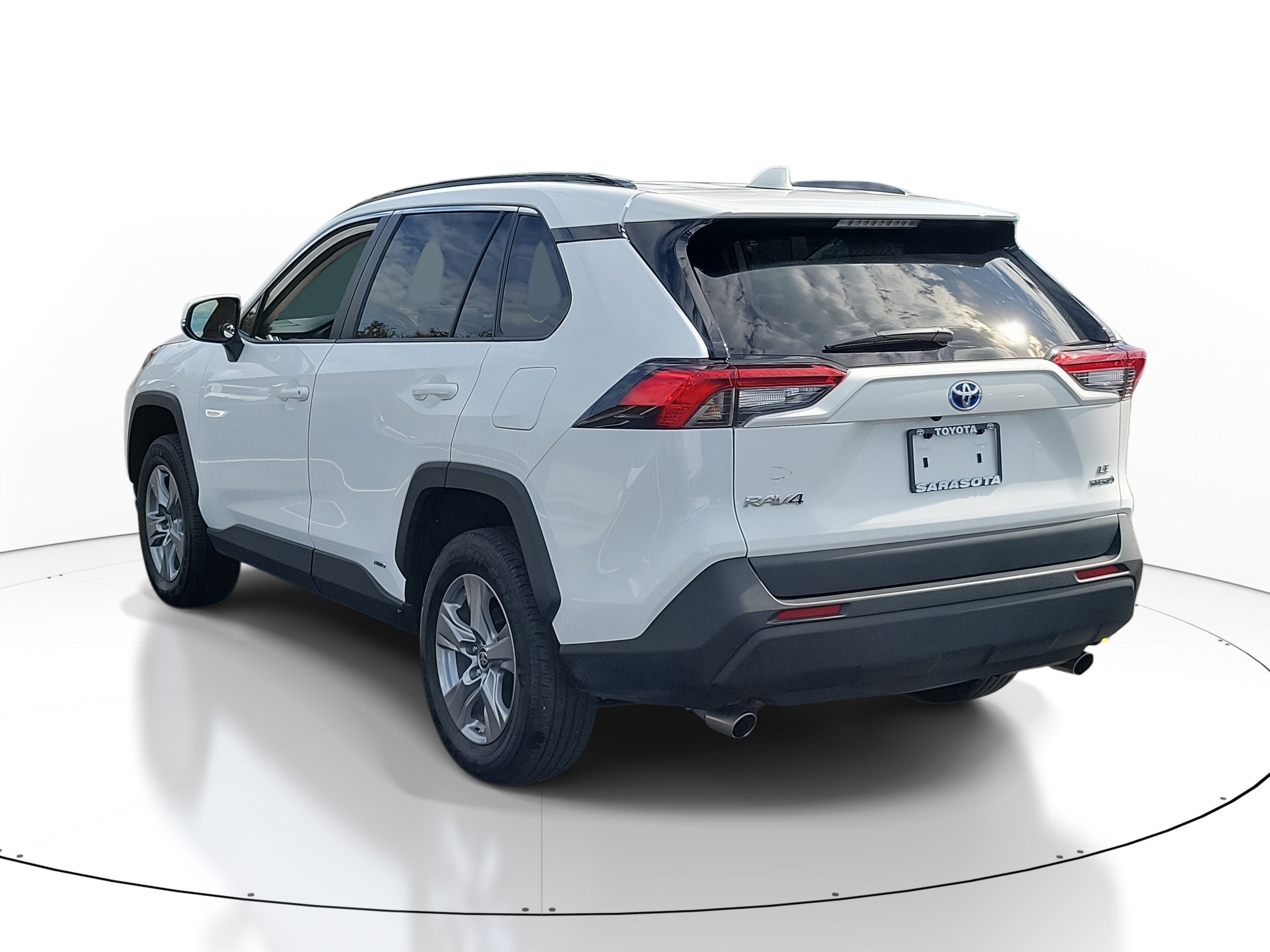 2022 Toyota RAV4 Hybrid LE