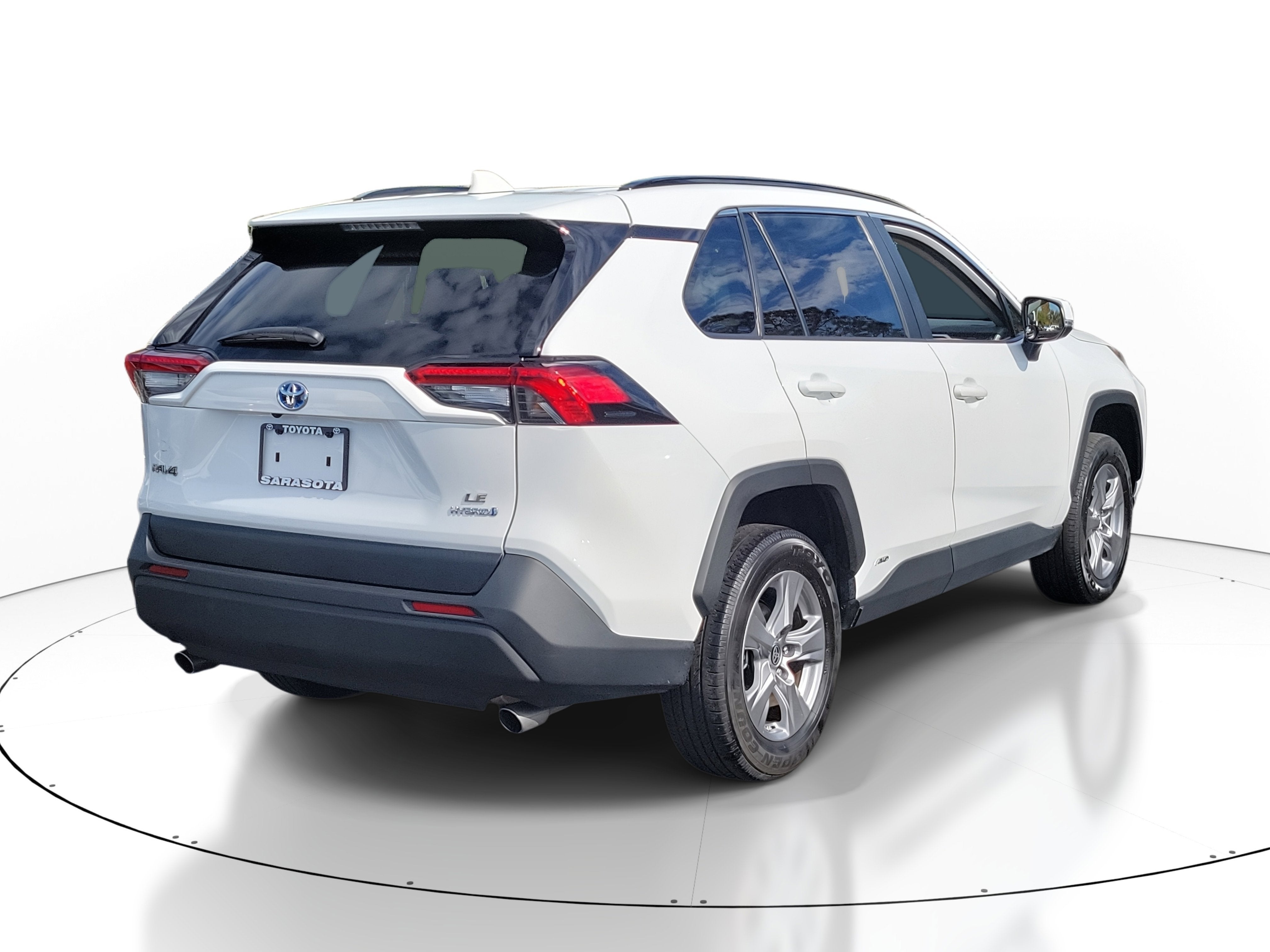2022 Toyota RAV4 Hybrid LE