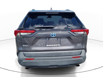 2022 Toyota RAV4 Hybrid XLE