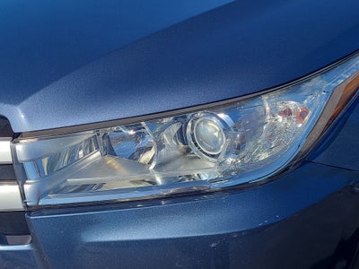 2017 Toyota Highlander LE