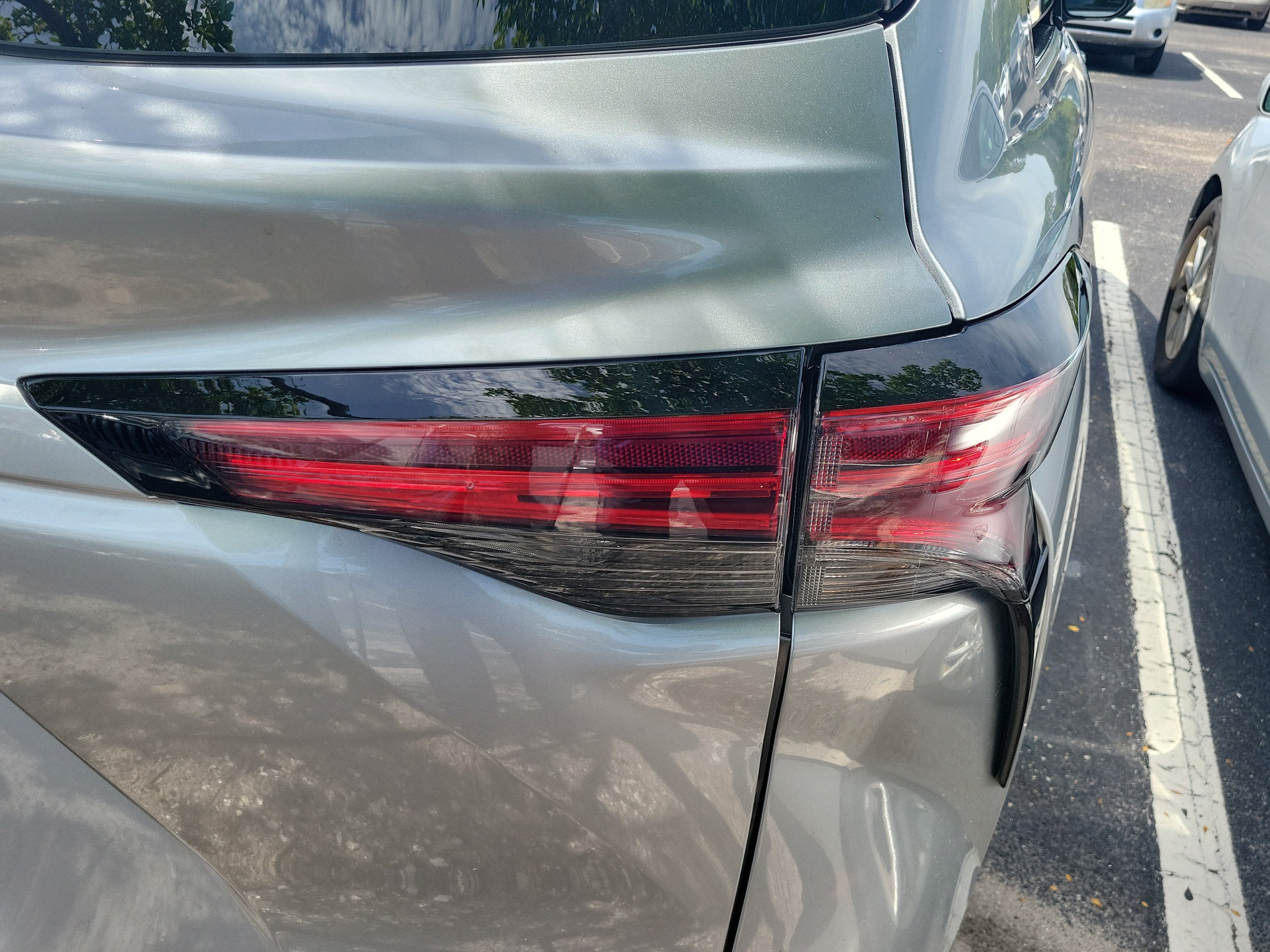 2025 Toyota Sienna Platinum