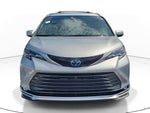 2025 Toyota Sienna Platinum