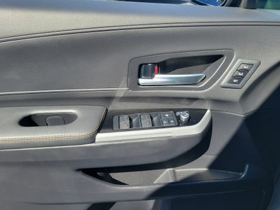 2025 Toyota Sienna Platinum