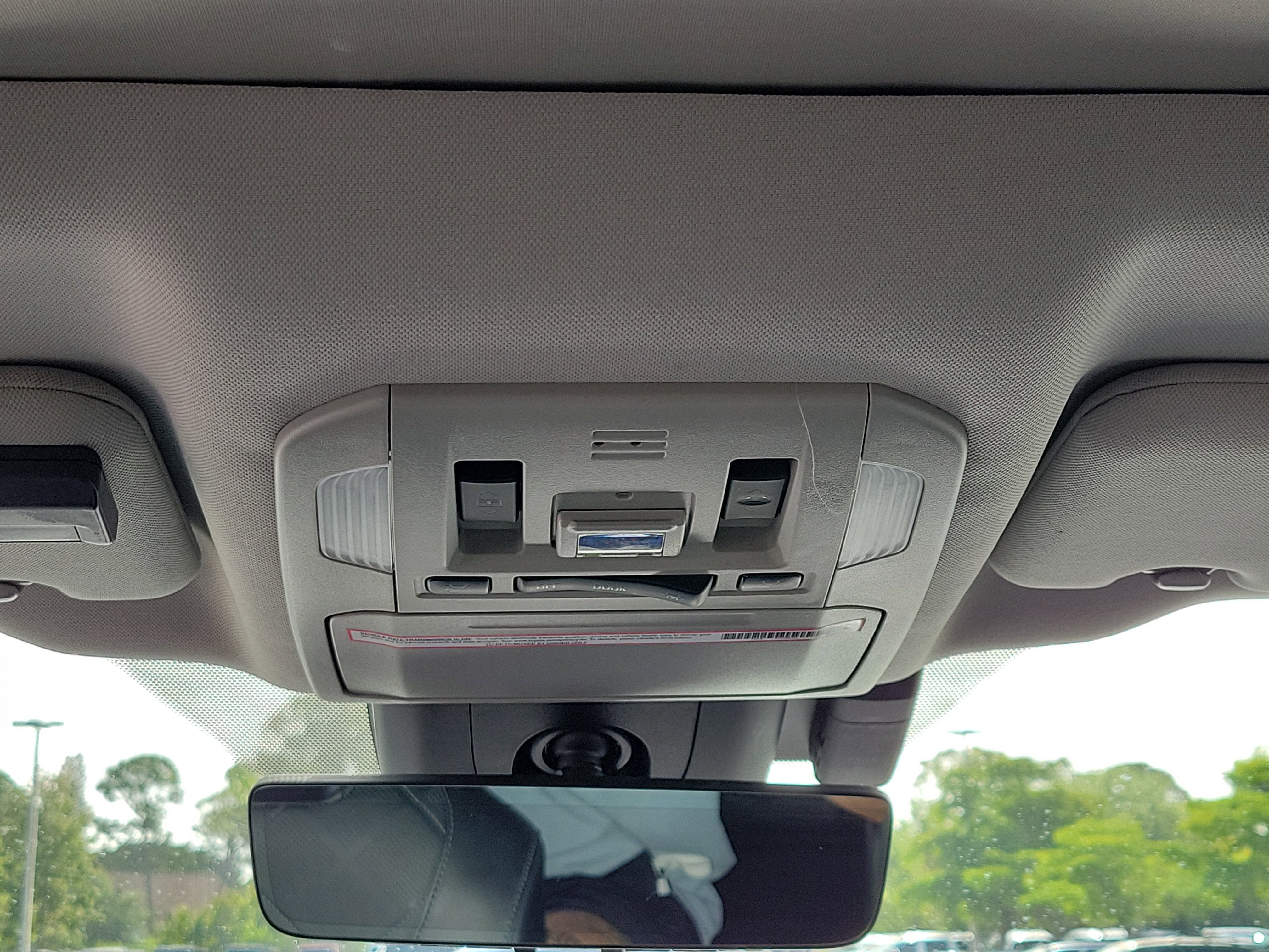 2023 Toyota Highlander Hybrid Platinum