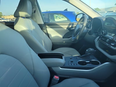 2026 Toyota Highlander Hybrid XLE