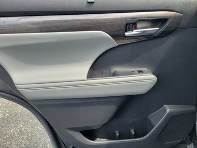 2023 Toyota Highlander Hybrid Limited