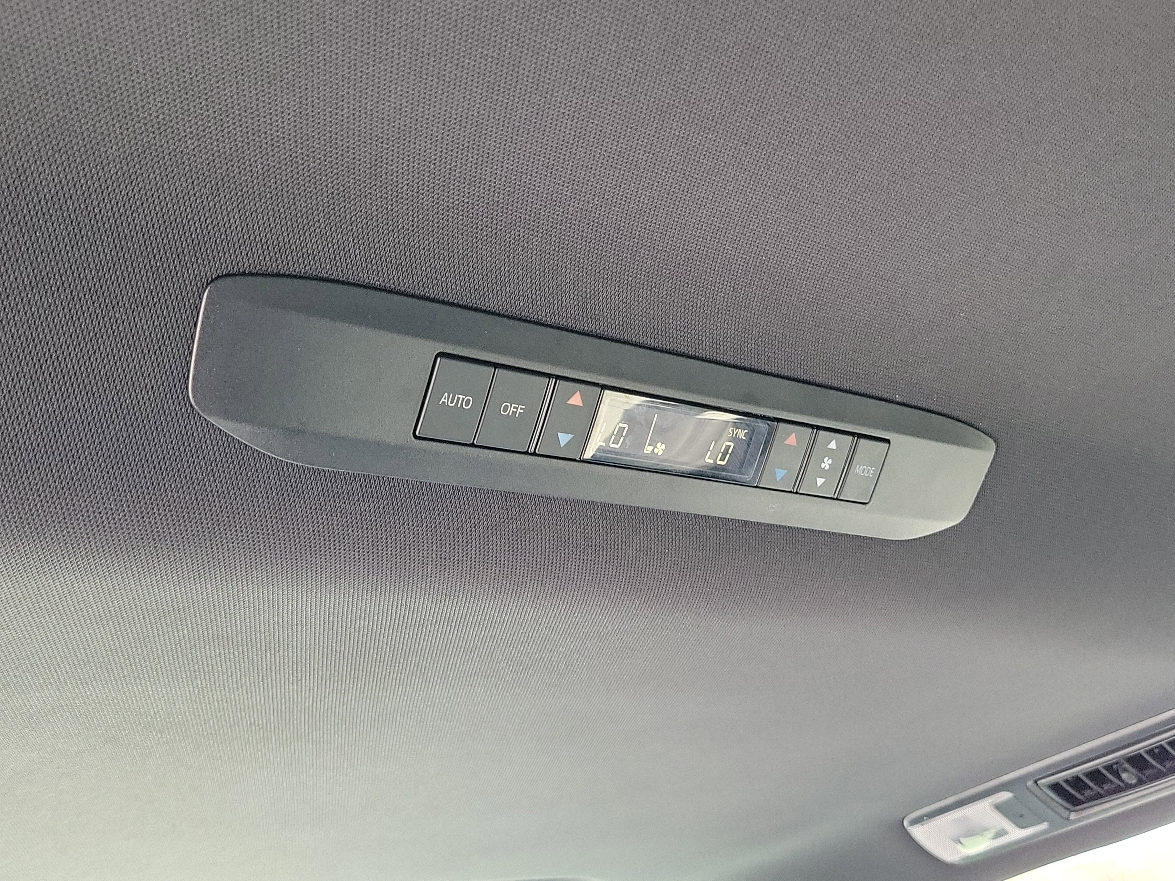 2025 Toyota Sienna XSE