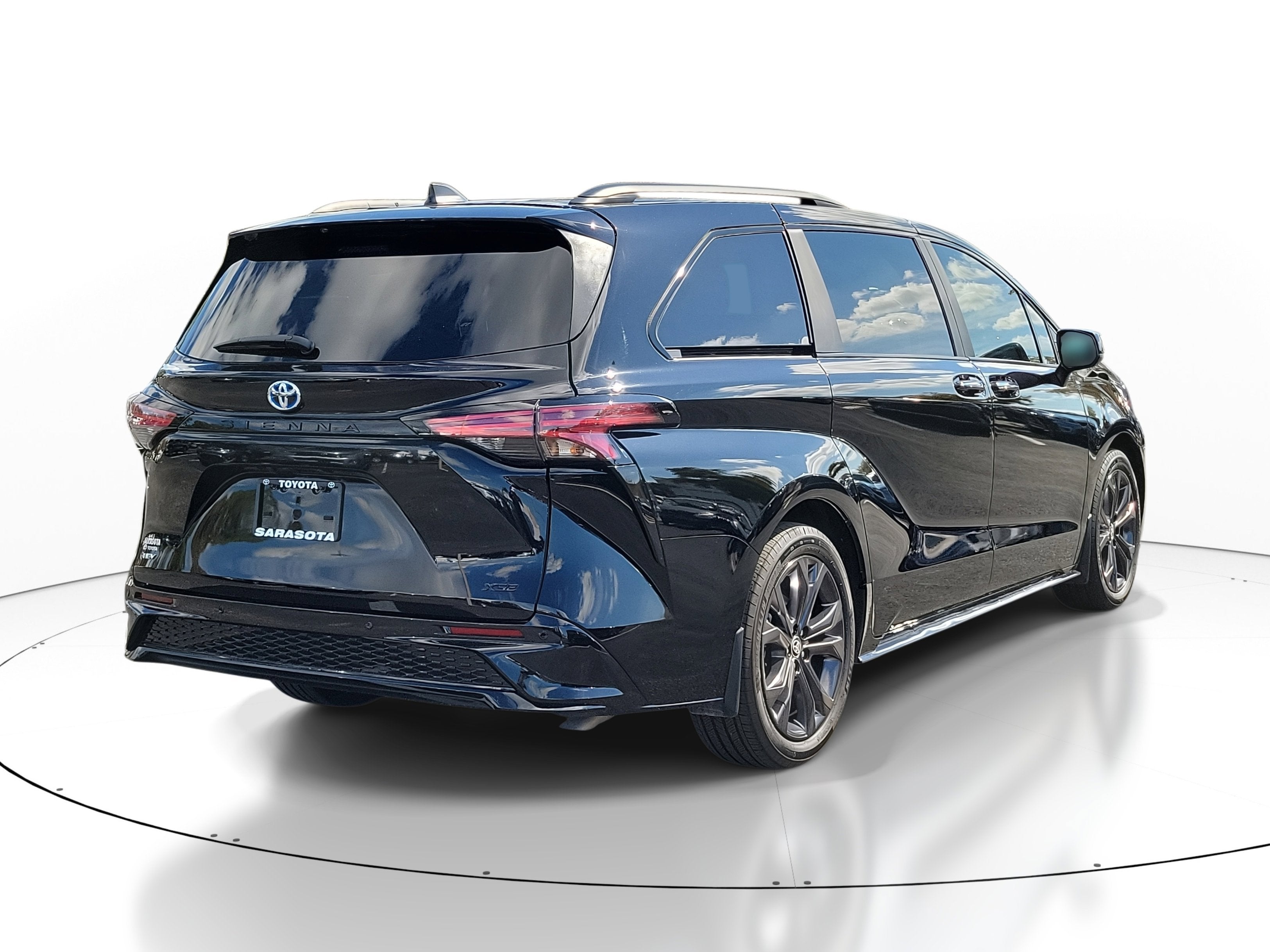 2025 Toyota Sienna XSE