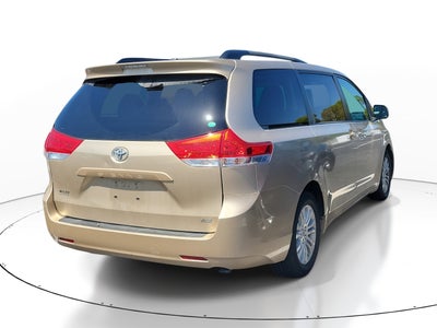 2011 Toyota Sienna XLE Mobility Auto Access
