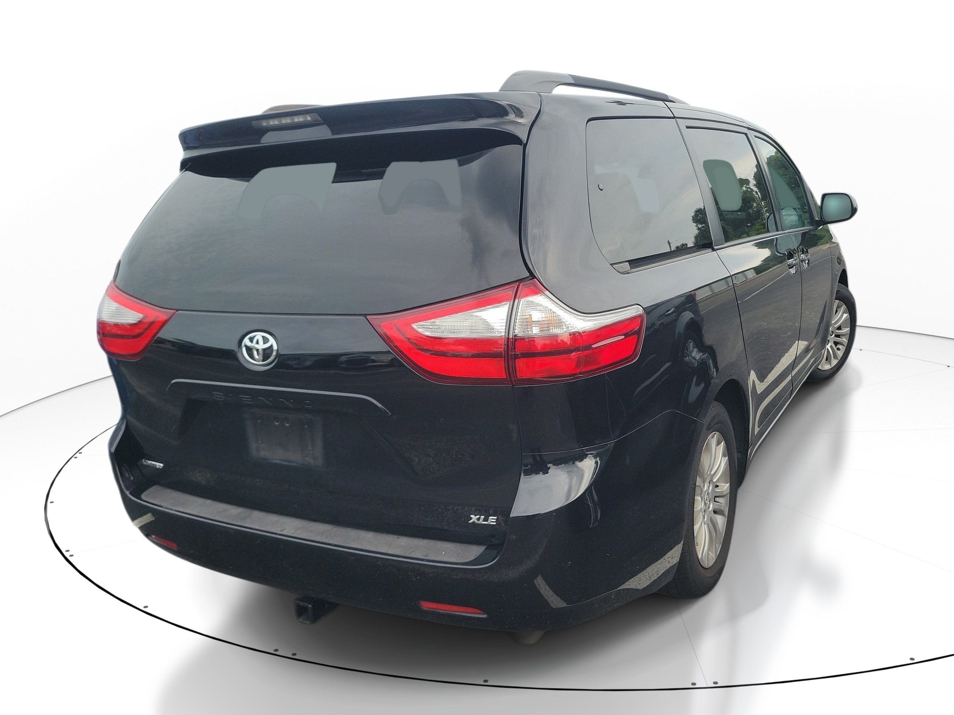 2016 Toyota Sienna XLE