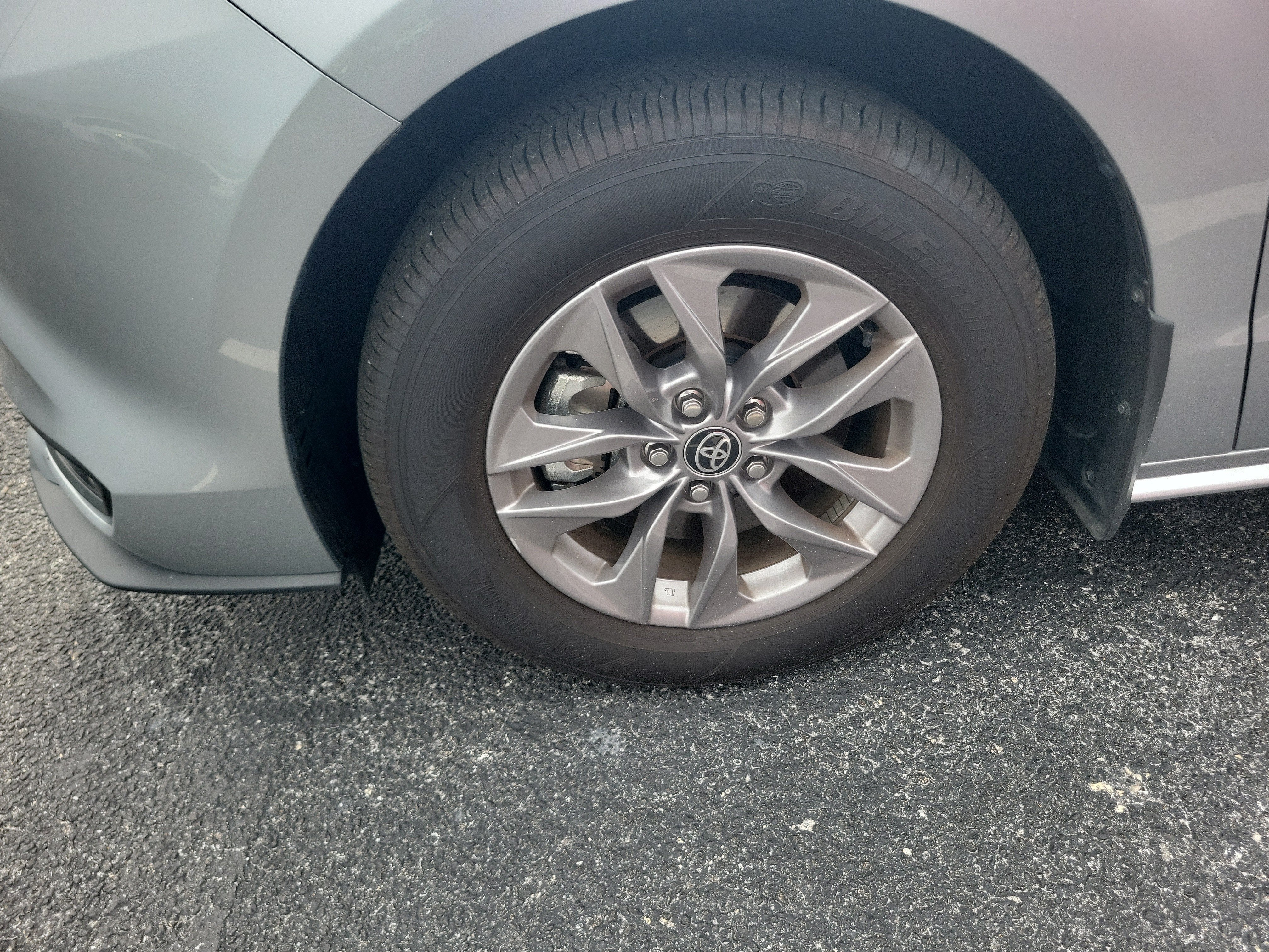 2025 Toyota Sienna XLE