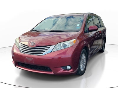 2017 Toyota Sienna XLE