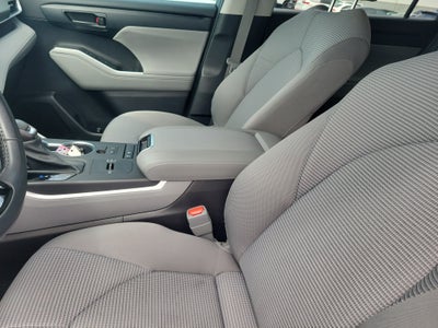 2021 Toyota Highlander Hybrid LE