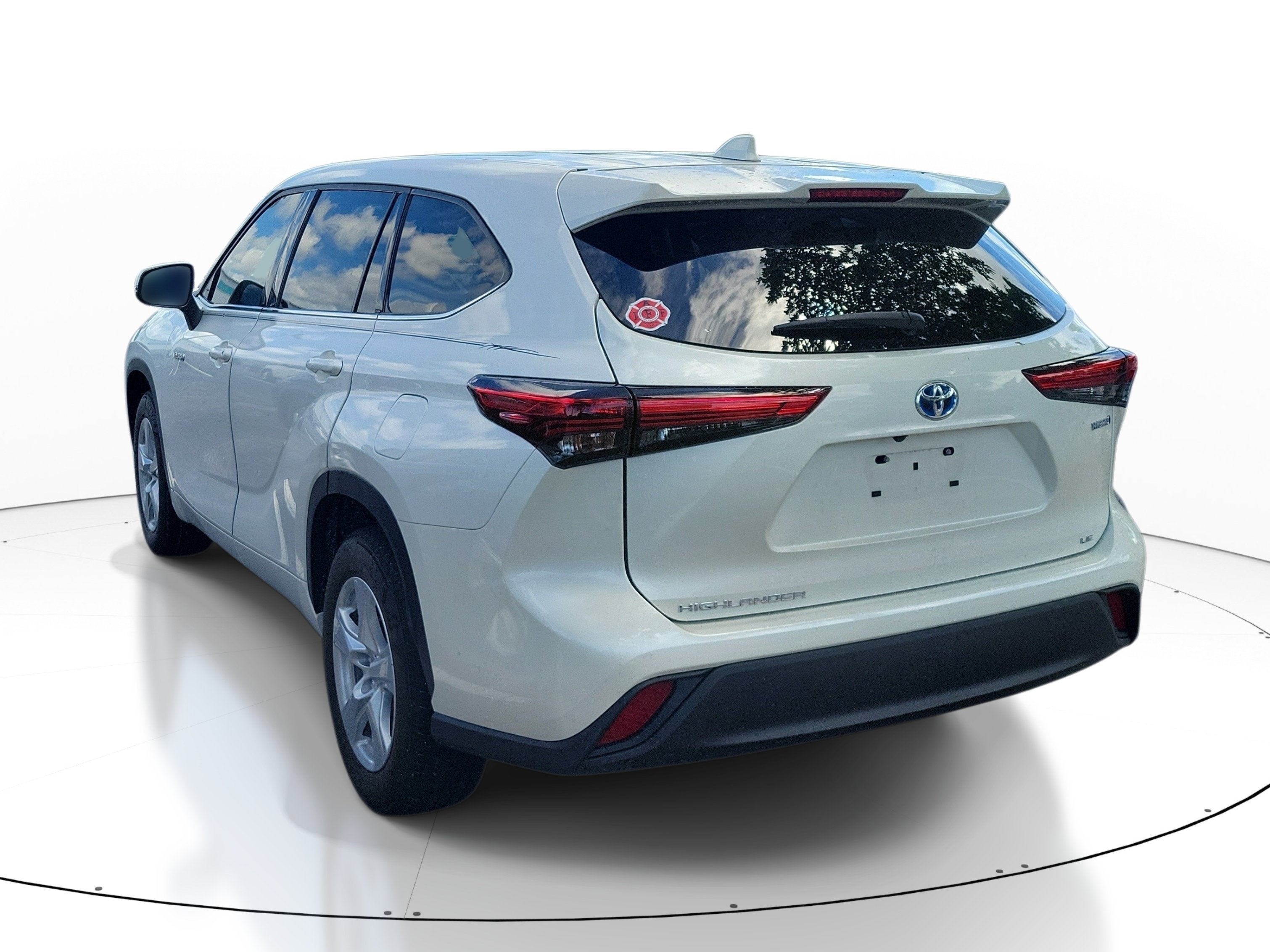 2021 Toyota Highlander Hybrid LE