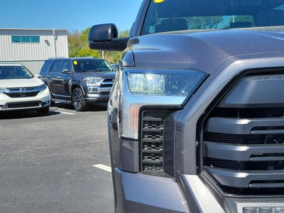 2025 Toyota Tundra SR5