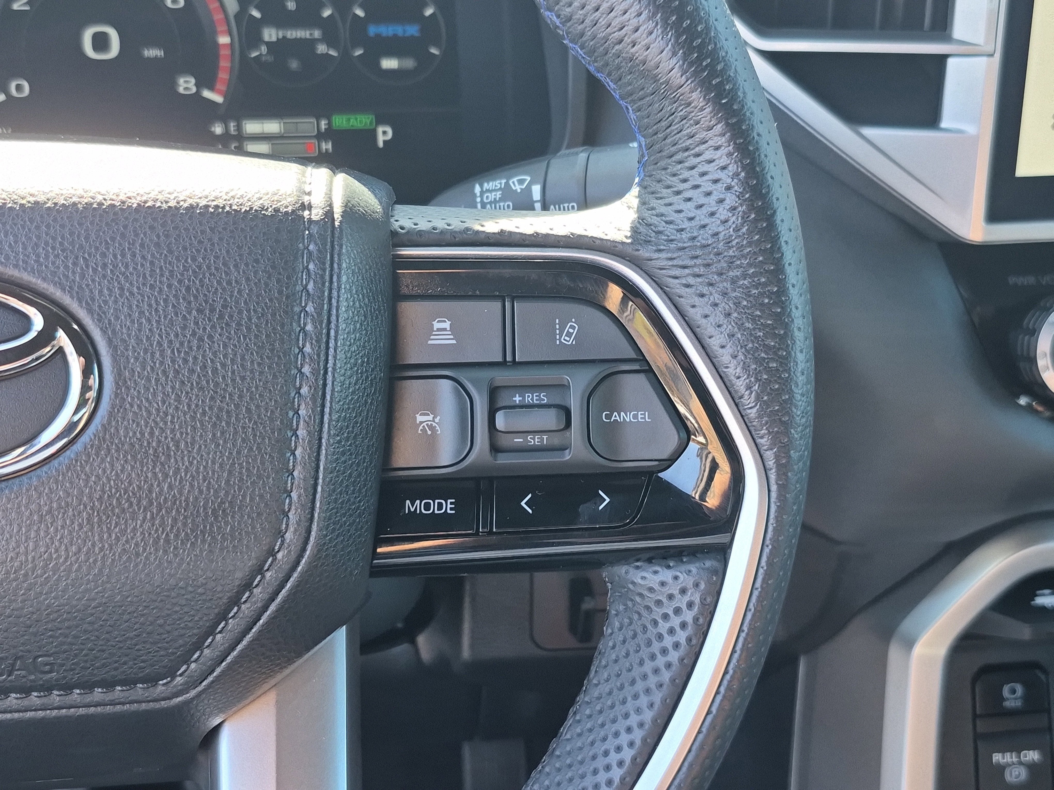 2024 Toyota Tundra Hybrid Platinum