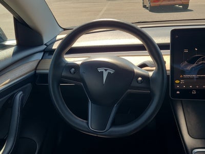 2023 Tesla Model 3 RWD
