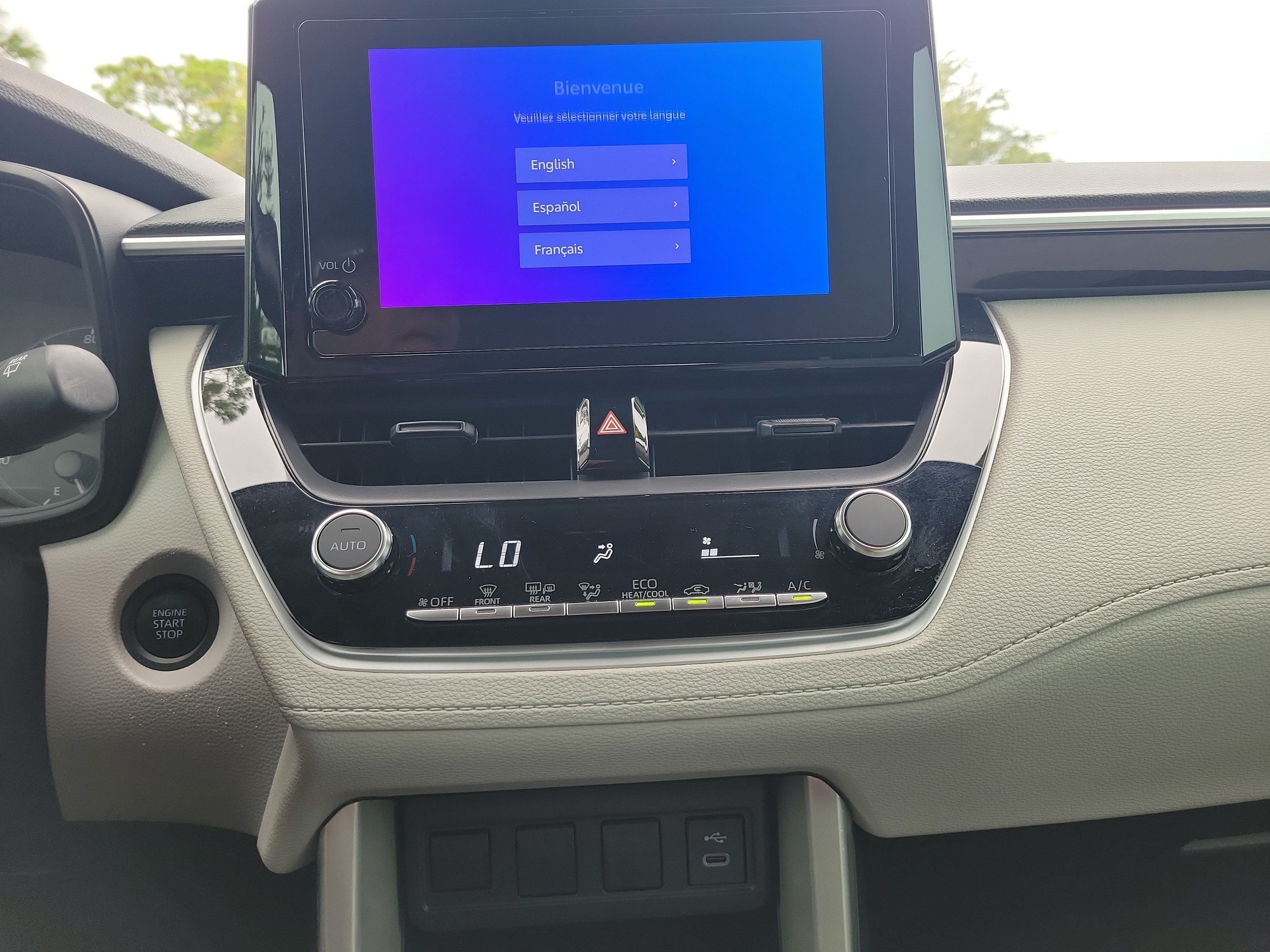 2025 Toyota Corolla Cross LE