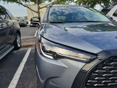 2025 Toyota Corolla Cross LE