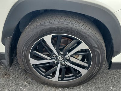 2024 Toyota Corolla Cross Hybrid XSE