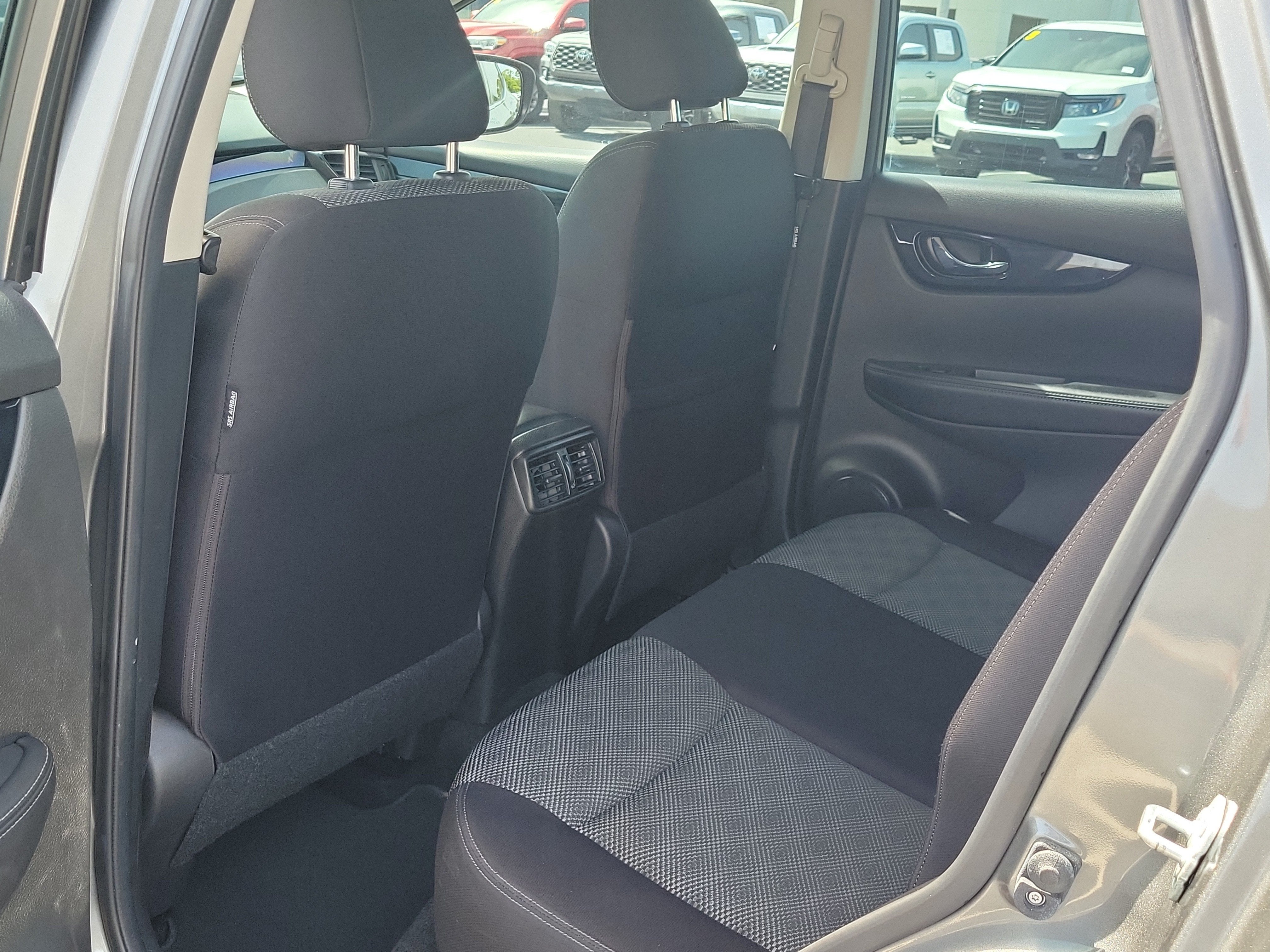 2018 Nissan Rogue Sport SV