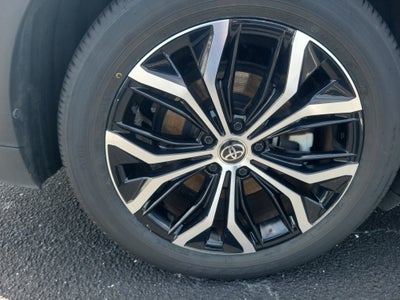 2023 Toyota Crown XLE