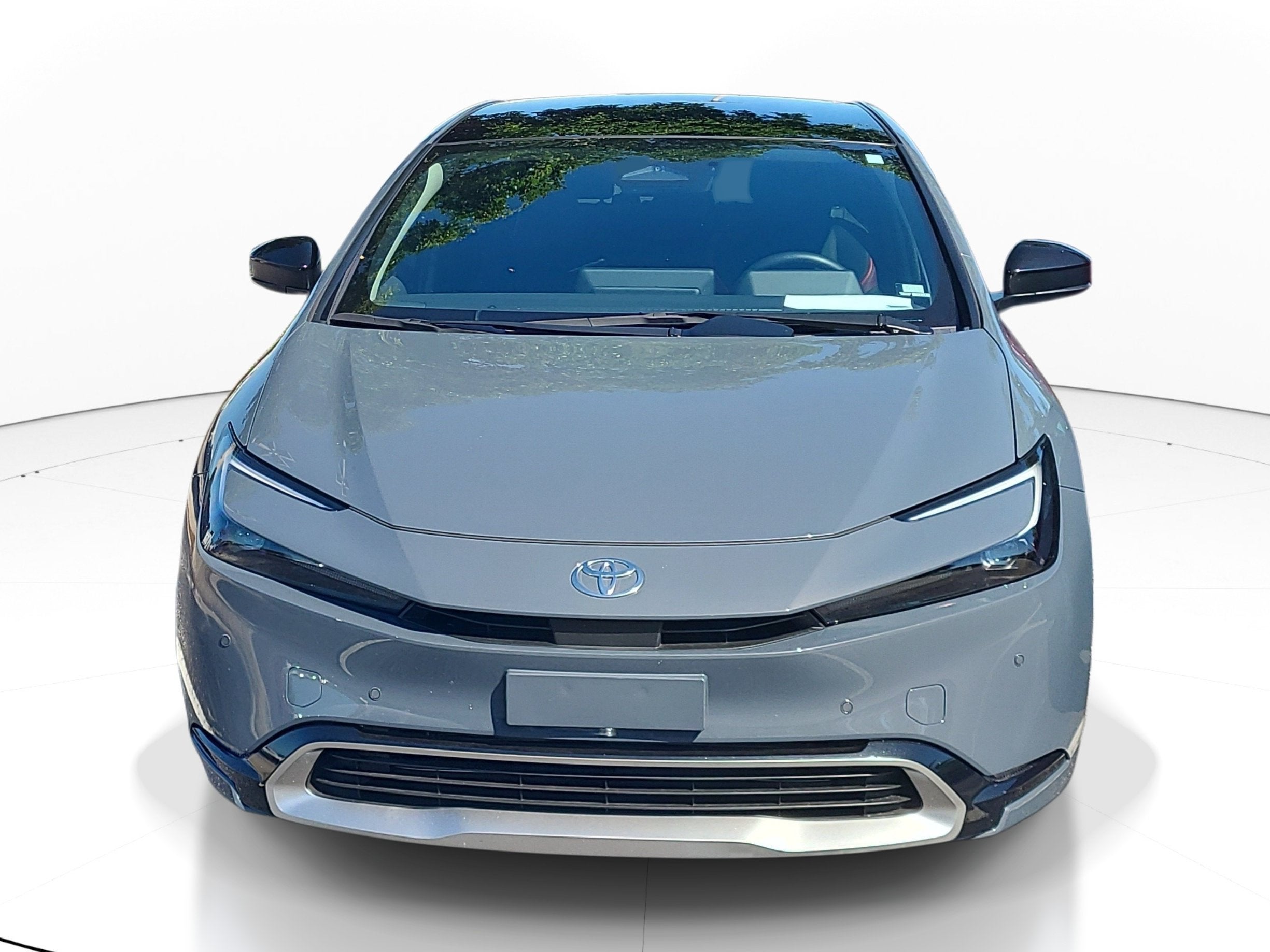 2025 Toyota Prius Plug-In Hybrid Base