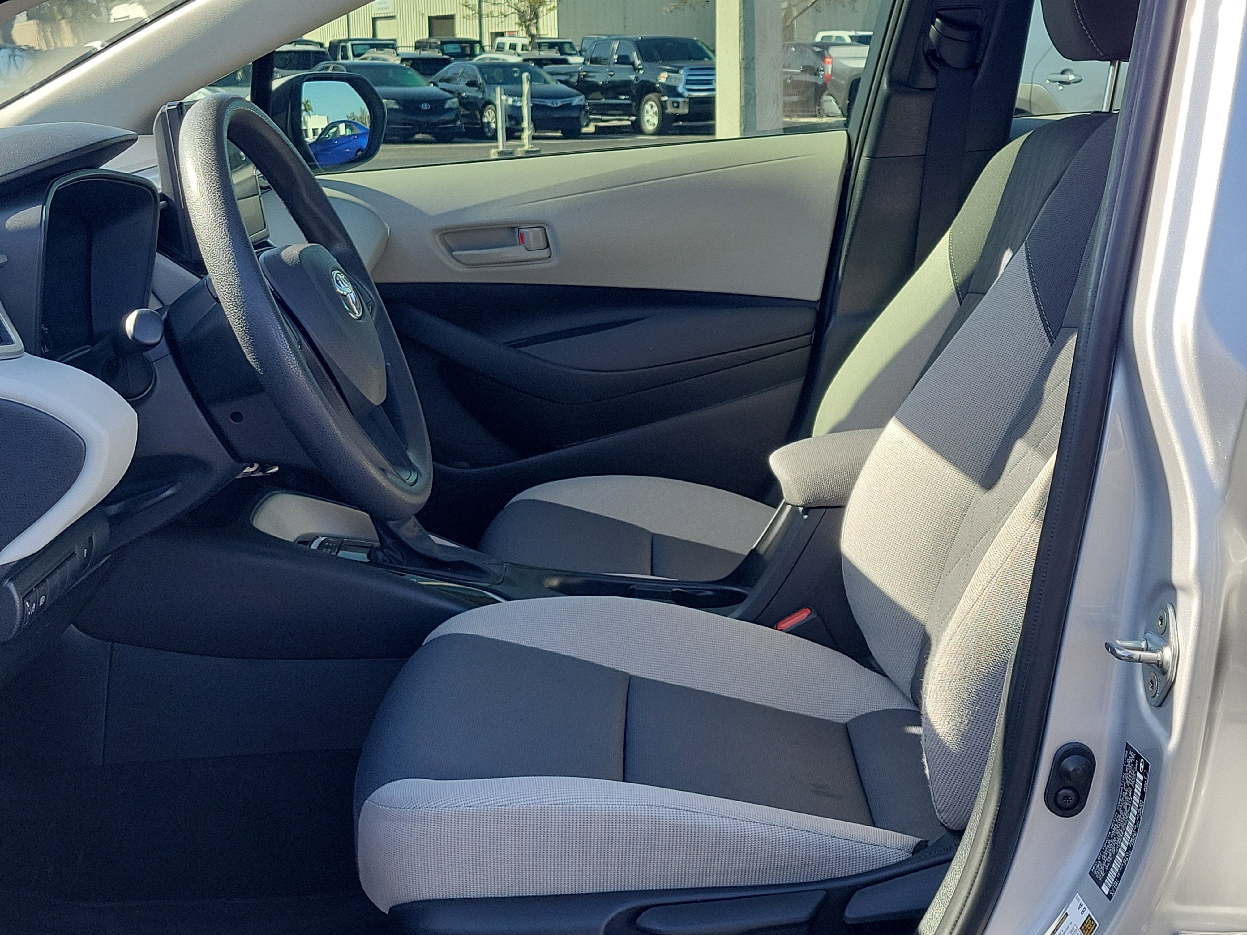 2025 Toyota Corolla Hybrid LE