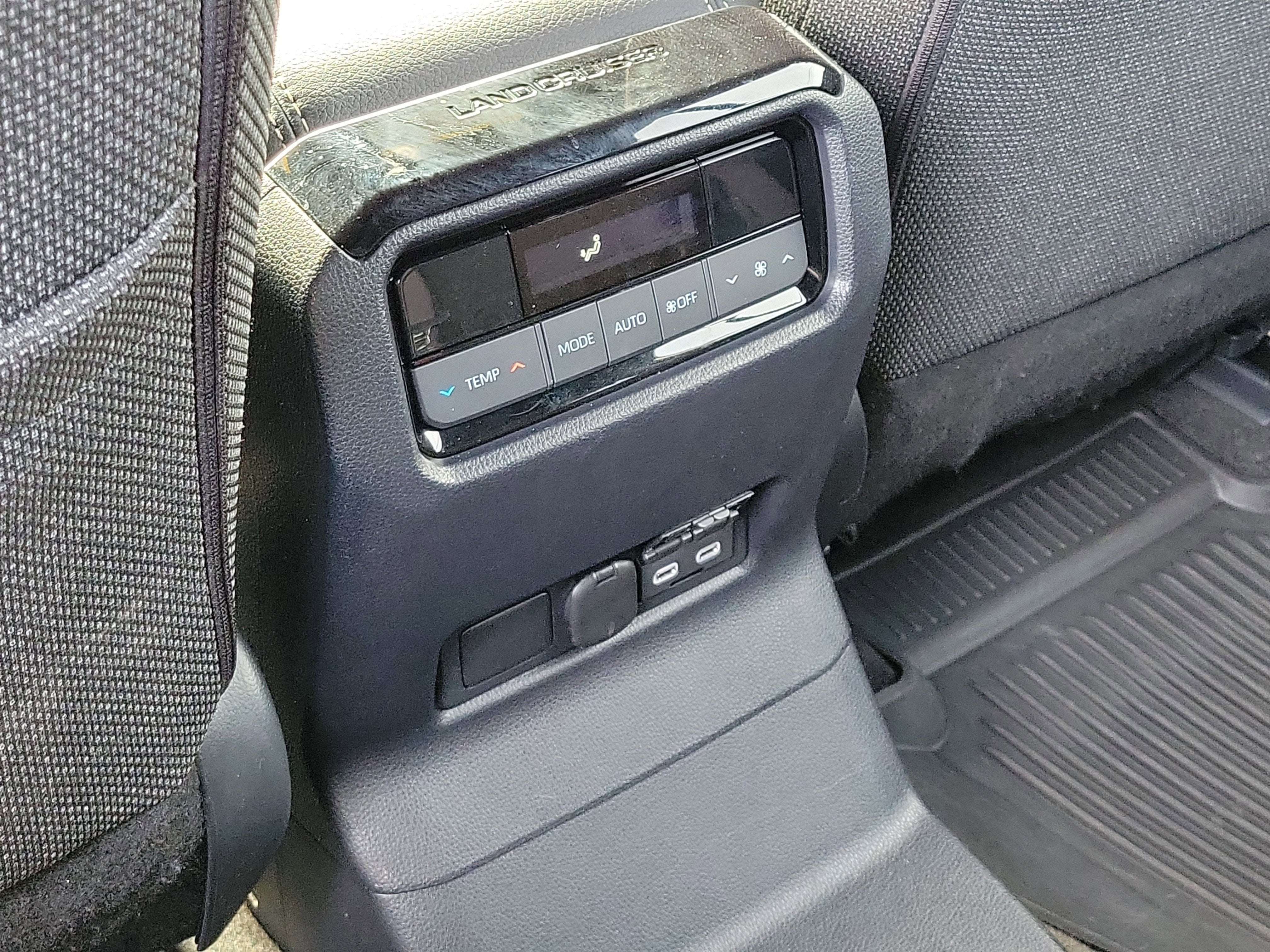 2025 Toyota Land Cruiser Base