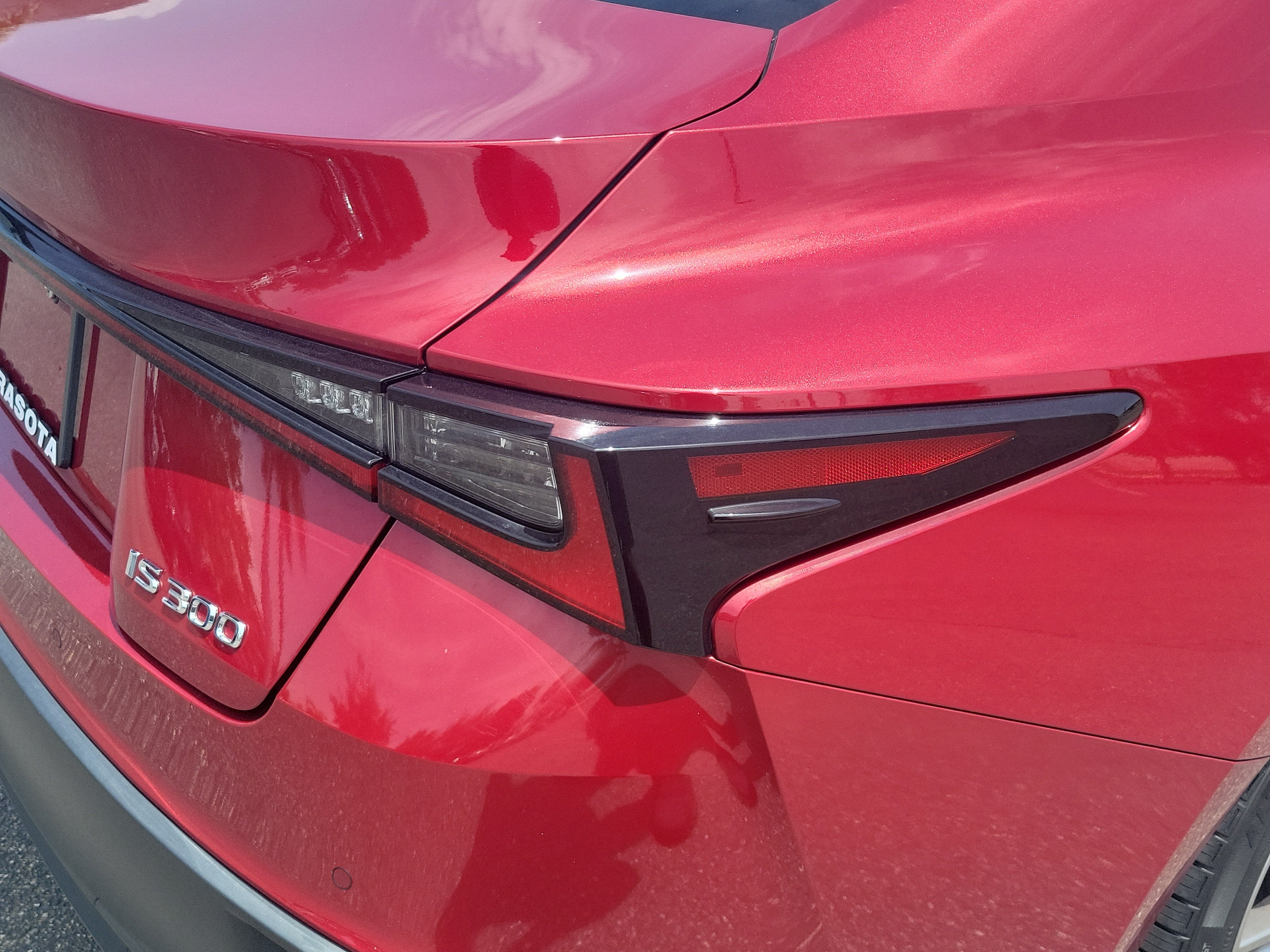2023 Lexus IS 300