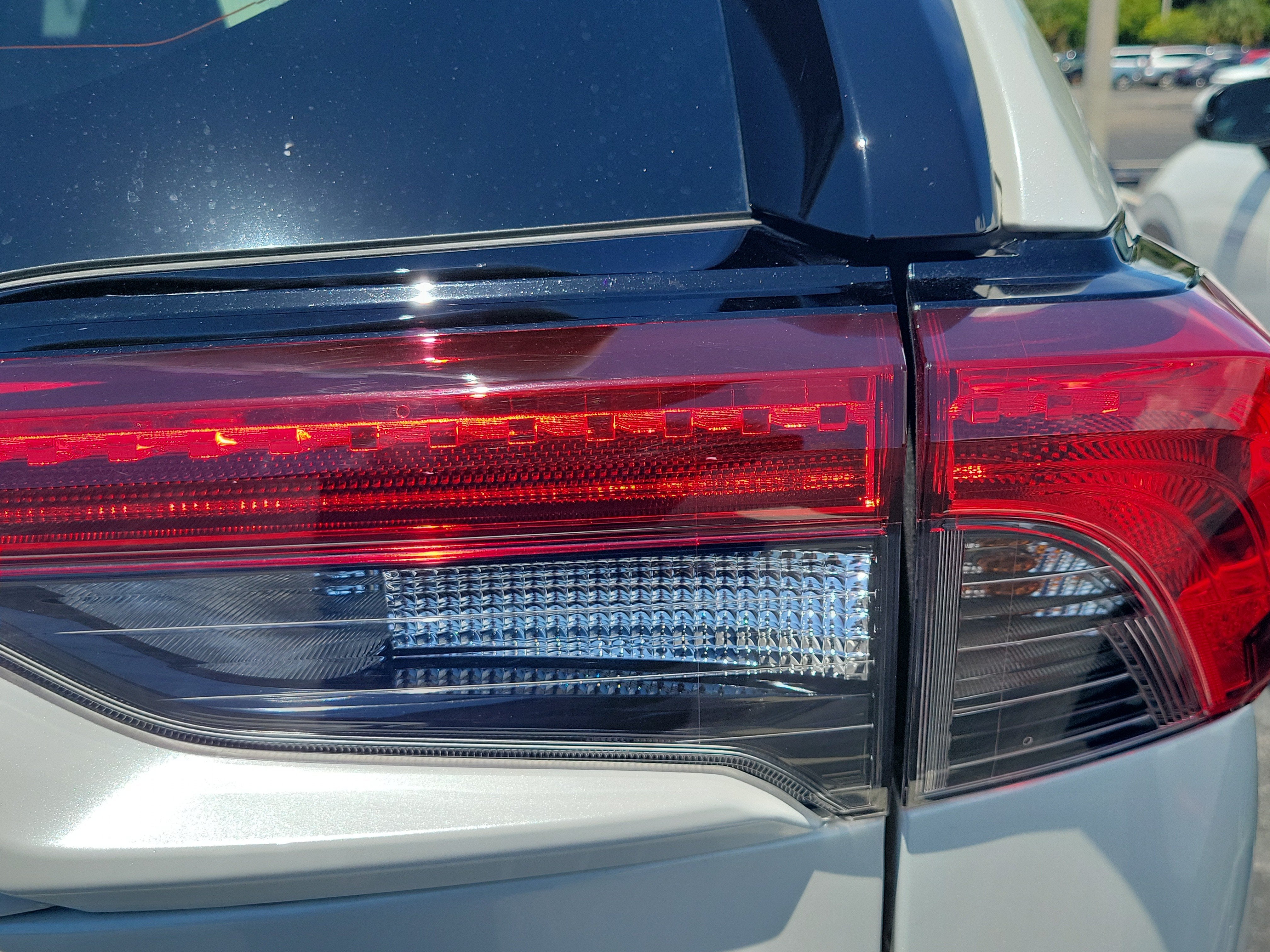 2025 Toyota RAV4 Hybrid XLE Premium