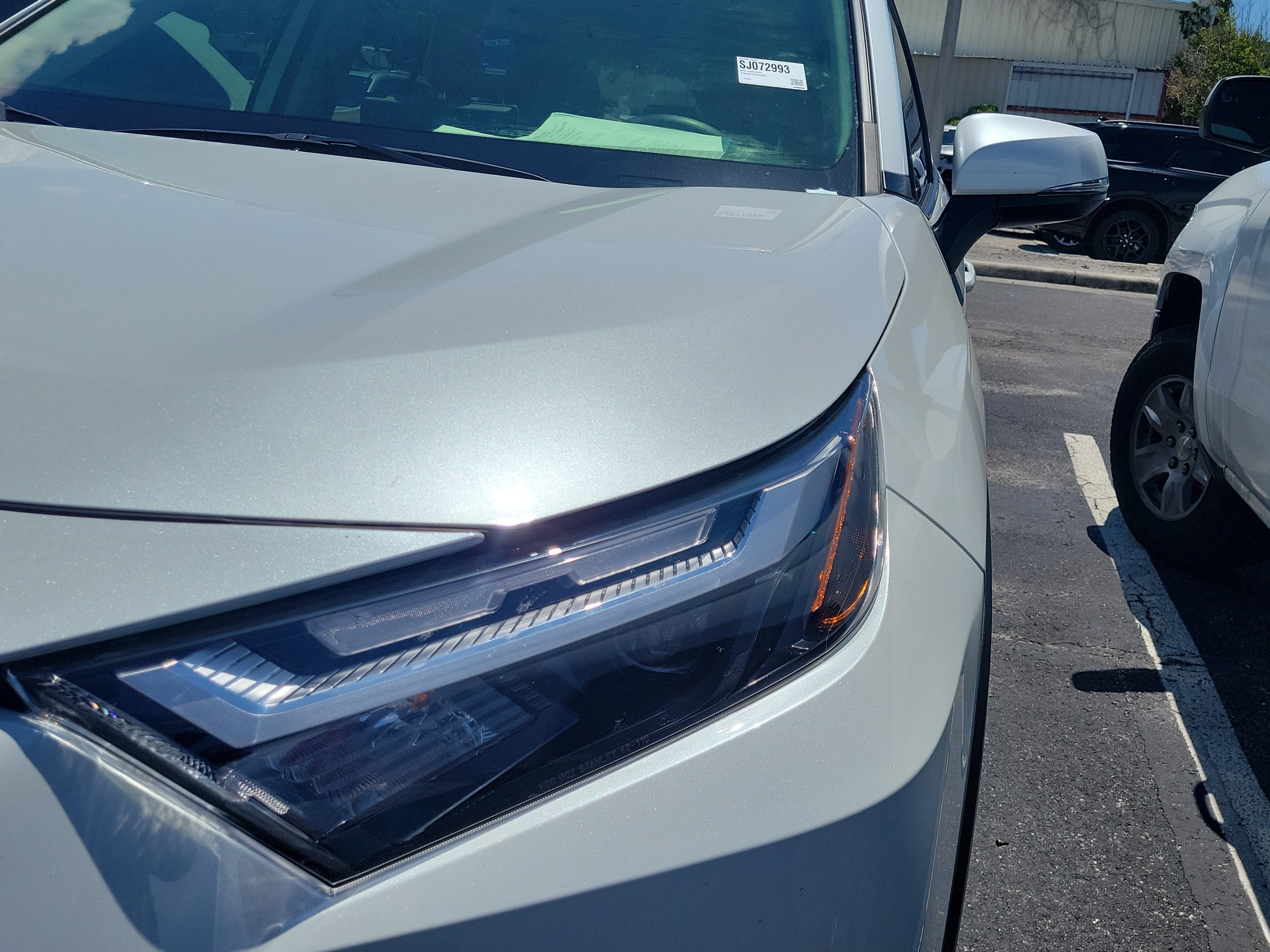 2025 Toyota RAV4 Hybrid XLE Premium