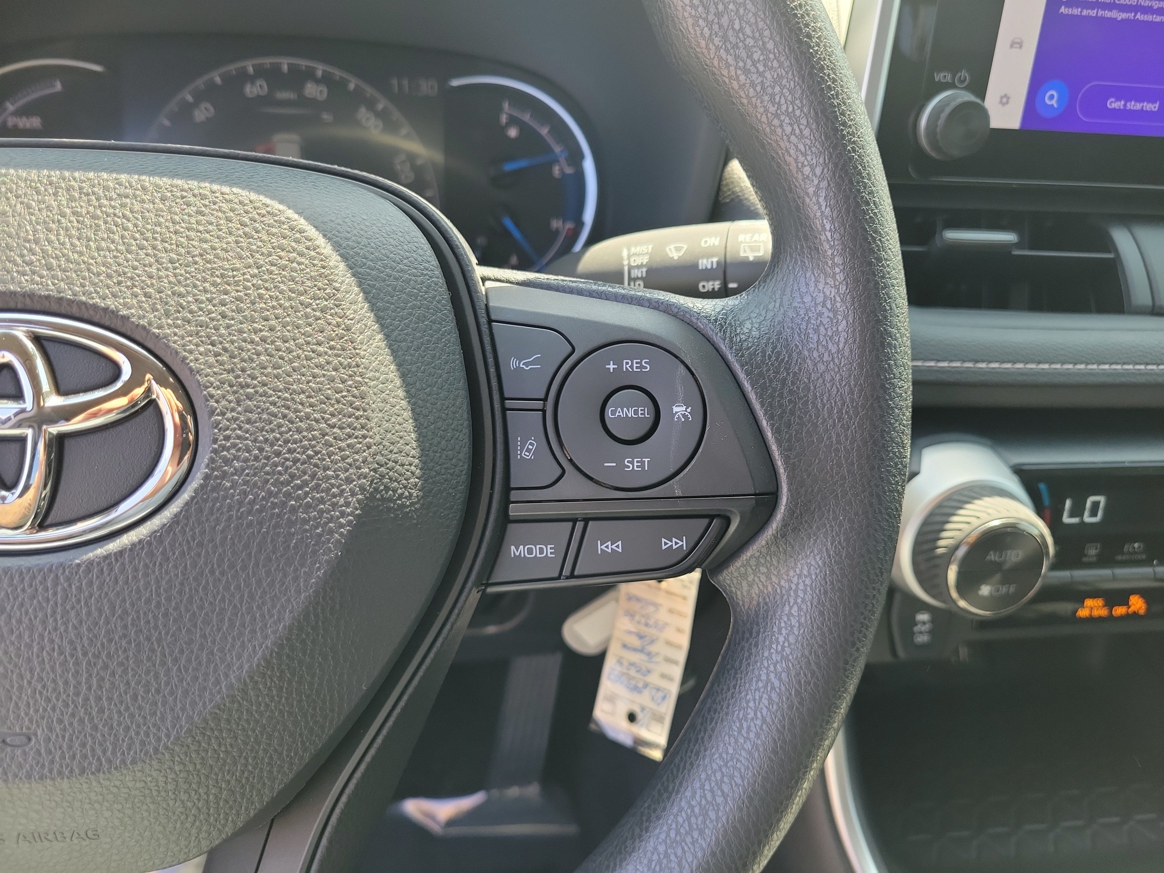 2024 Toyota RAV4 Hybrid LE