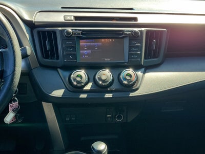 2016 Toyota RAV4 LE