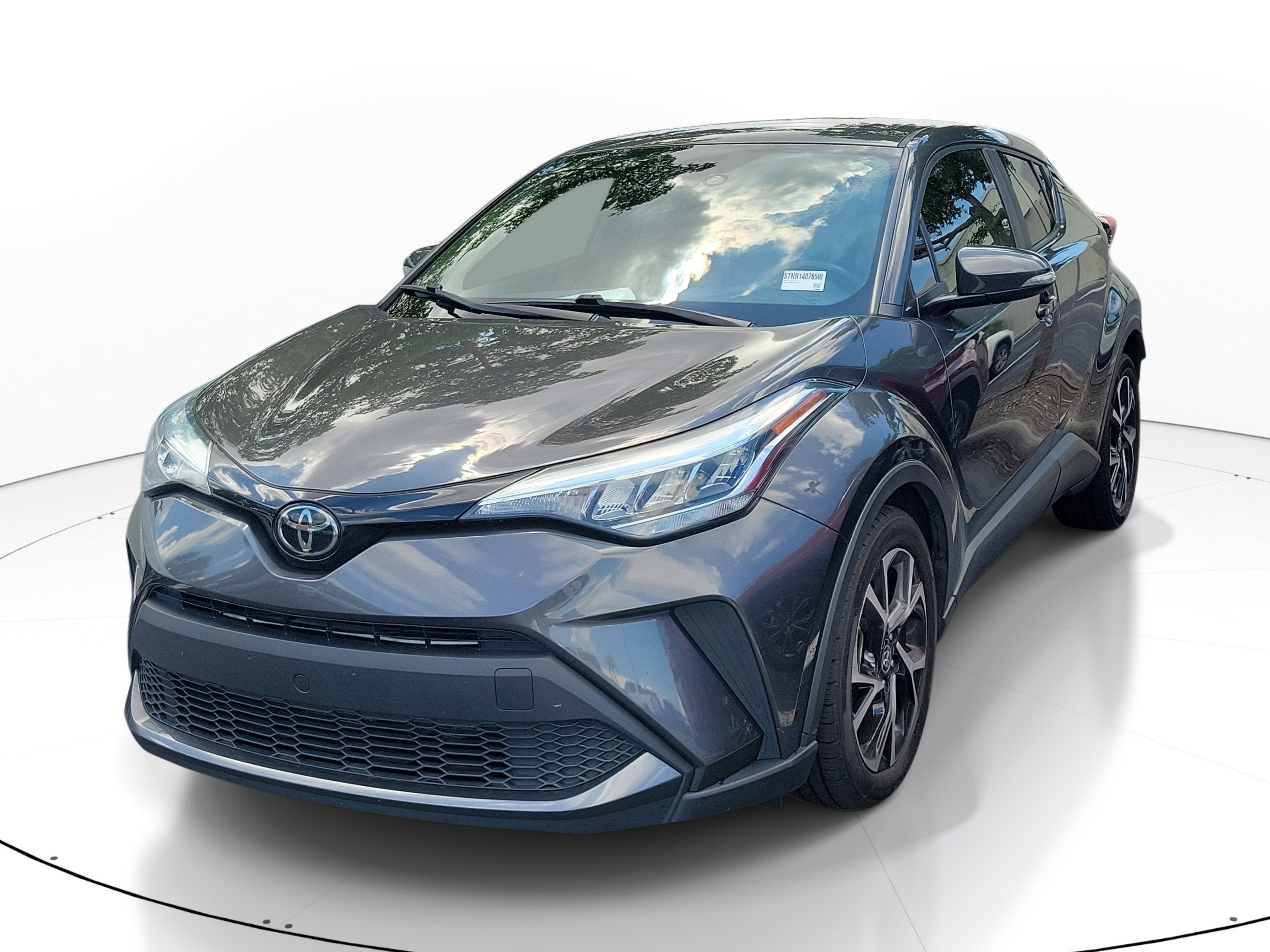 2022 Toyota C-HR XLE
