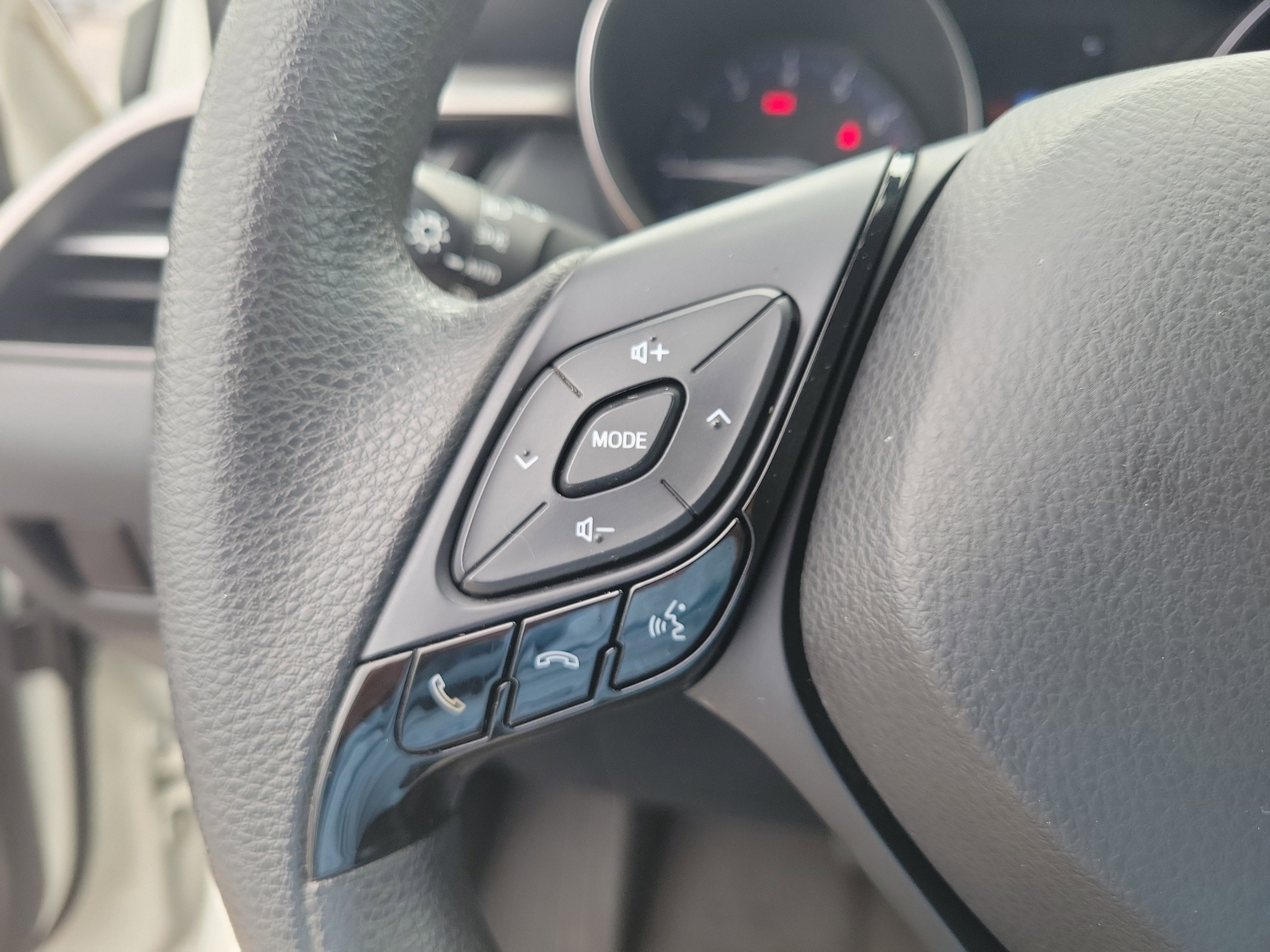2021 Toyota C-HR LE