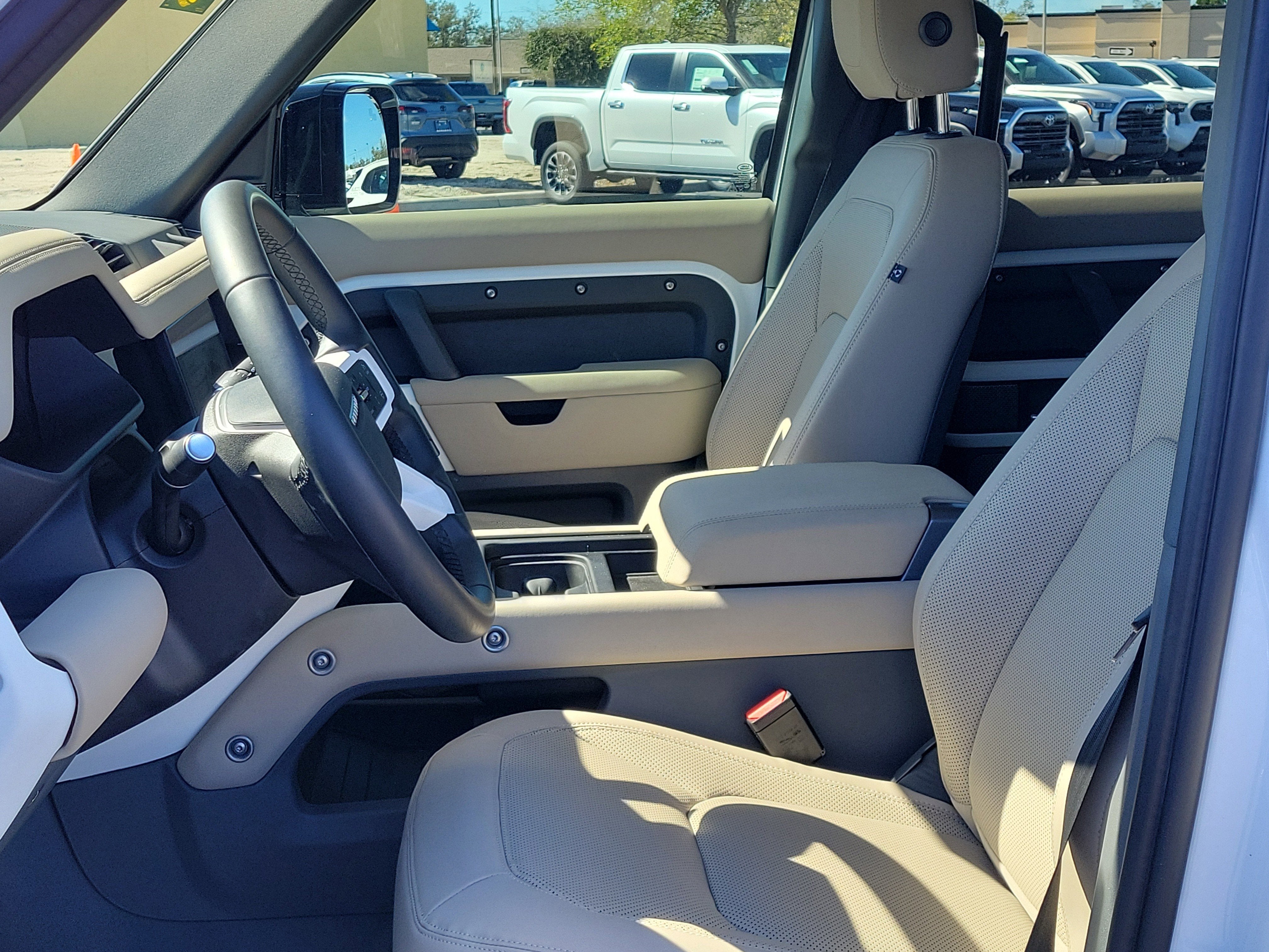 2024 Land Rover Defender 110 S